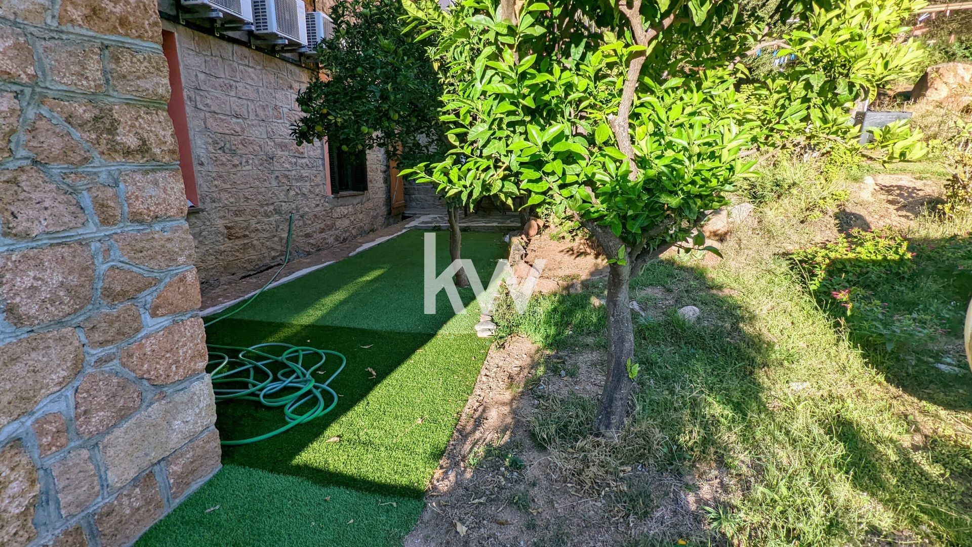 PORTO OTA T4 110M2 jardinet suites parentales jacuzzi et belles prestations — photo 4