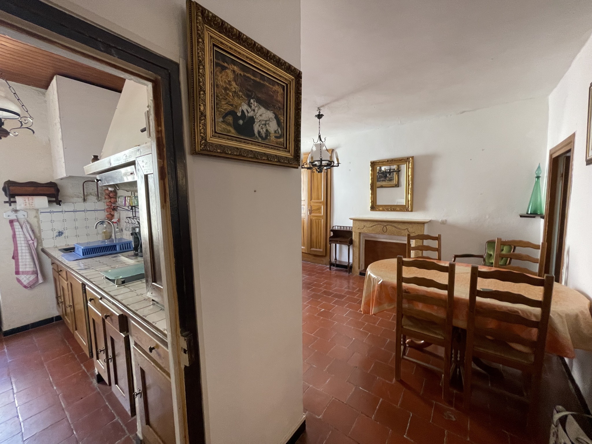 MAISON DE VILLAGE AVEC CAVE — photo 9