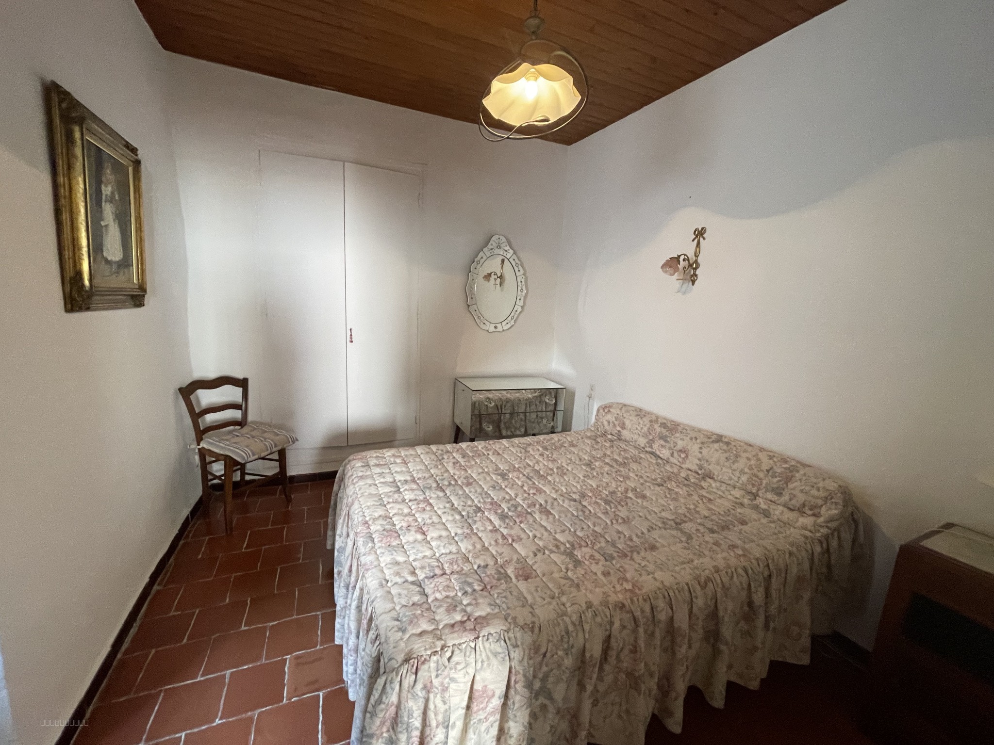MAISON DE VILLAGE AVEC CAVE — photo 8
