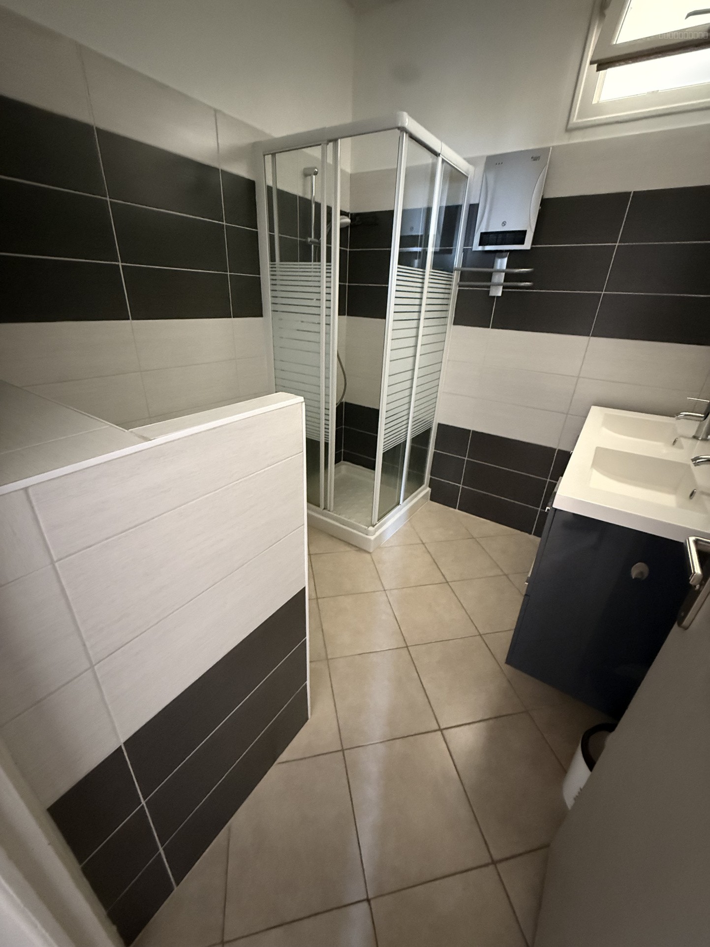 APPARTEMENT T4 VUE MER ET MONTAGNES — photo 11