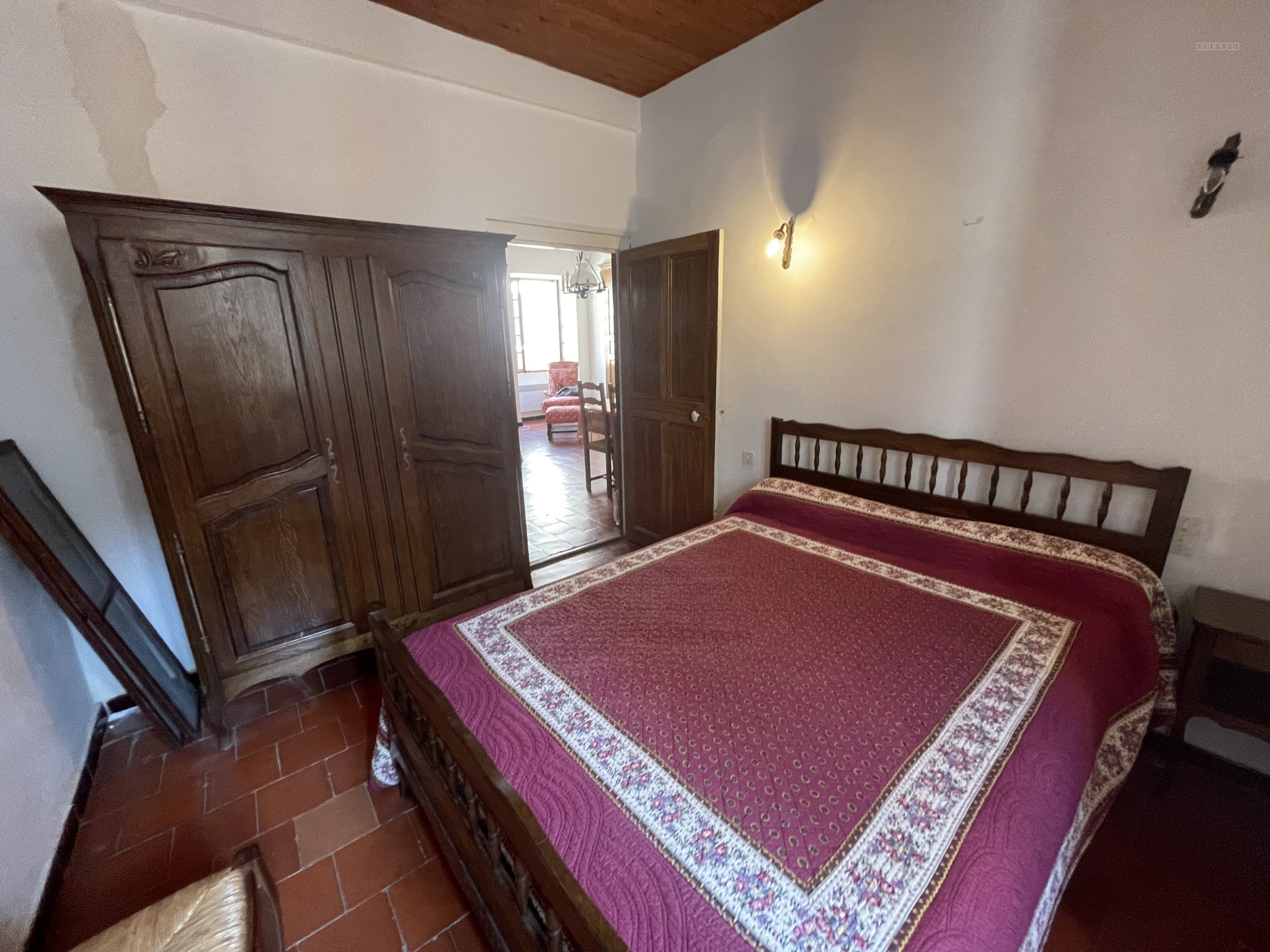 MAISON DE VILLAGE AVEC CAVE — photo 7
