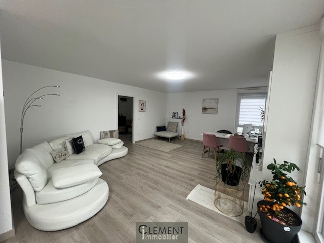 BISCHHEIM APPARTEMENT 5 PIECES — photo 5