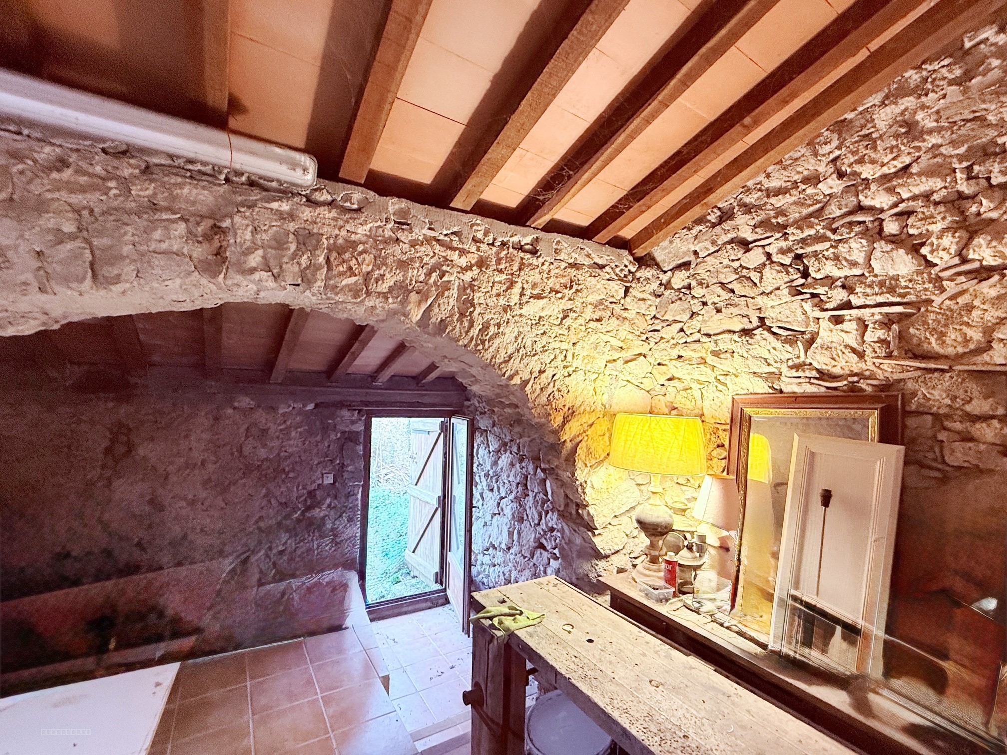 EXCLUSIVITE BOUYON bergerie en pierre 96m2 Grange Jardin Portail — photo 6