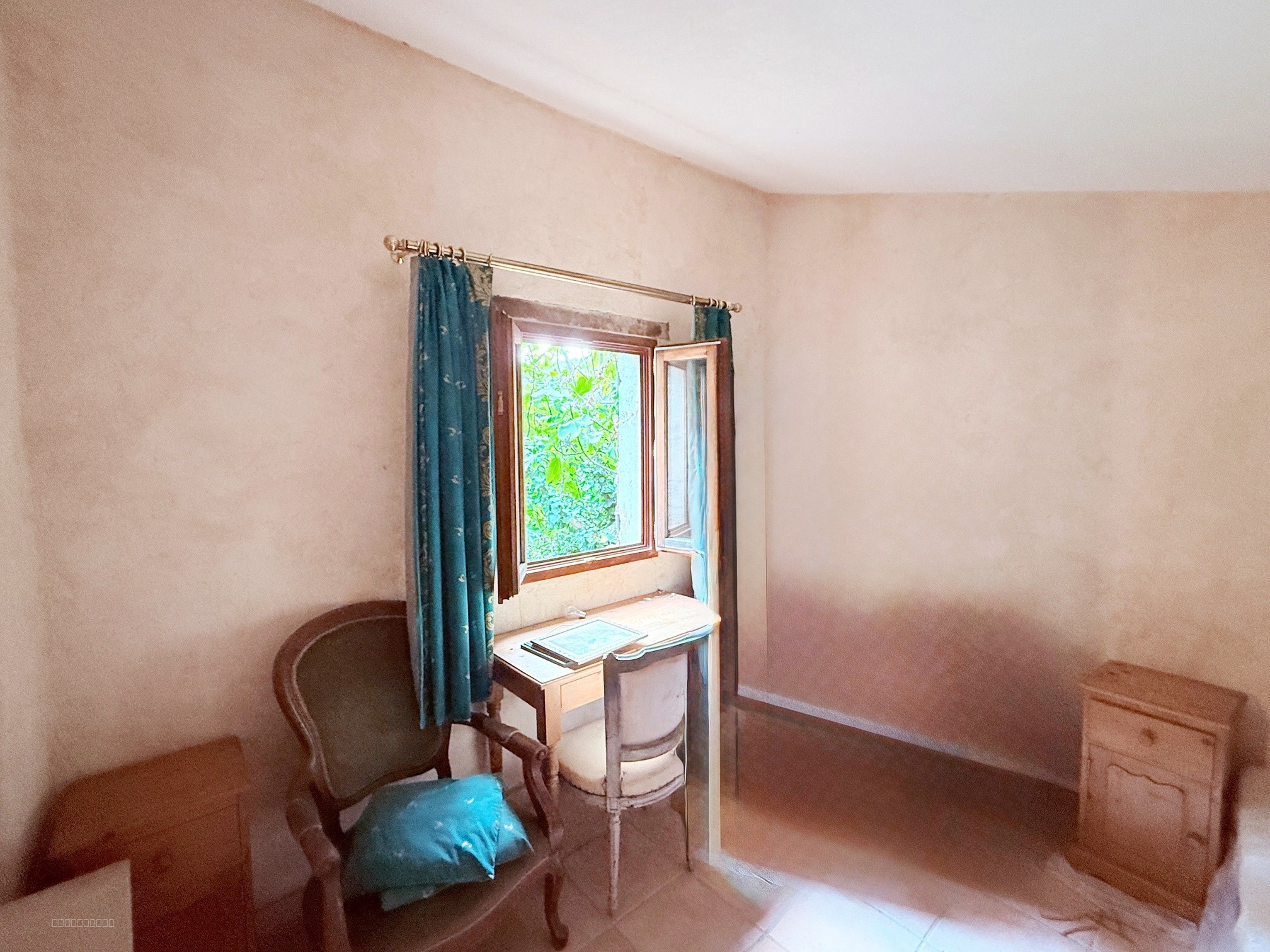 EXCLUSIVITE BOUYON bergerie en pierre 96m2 Grange Jardin Portail — photo 8