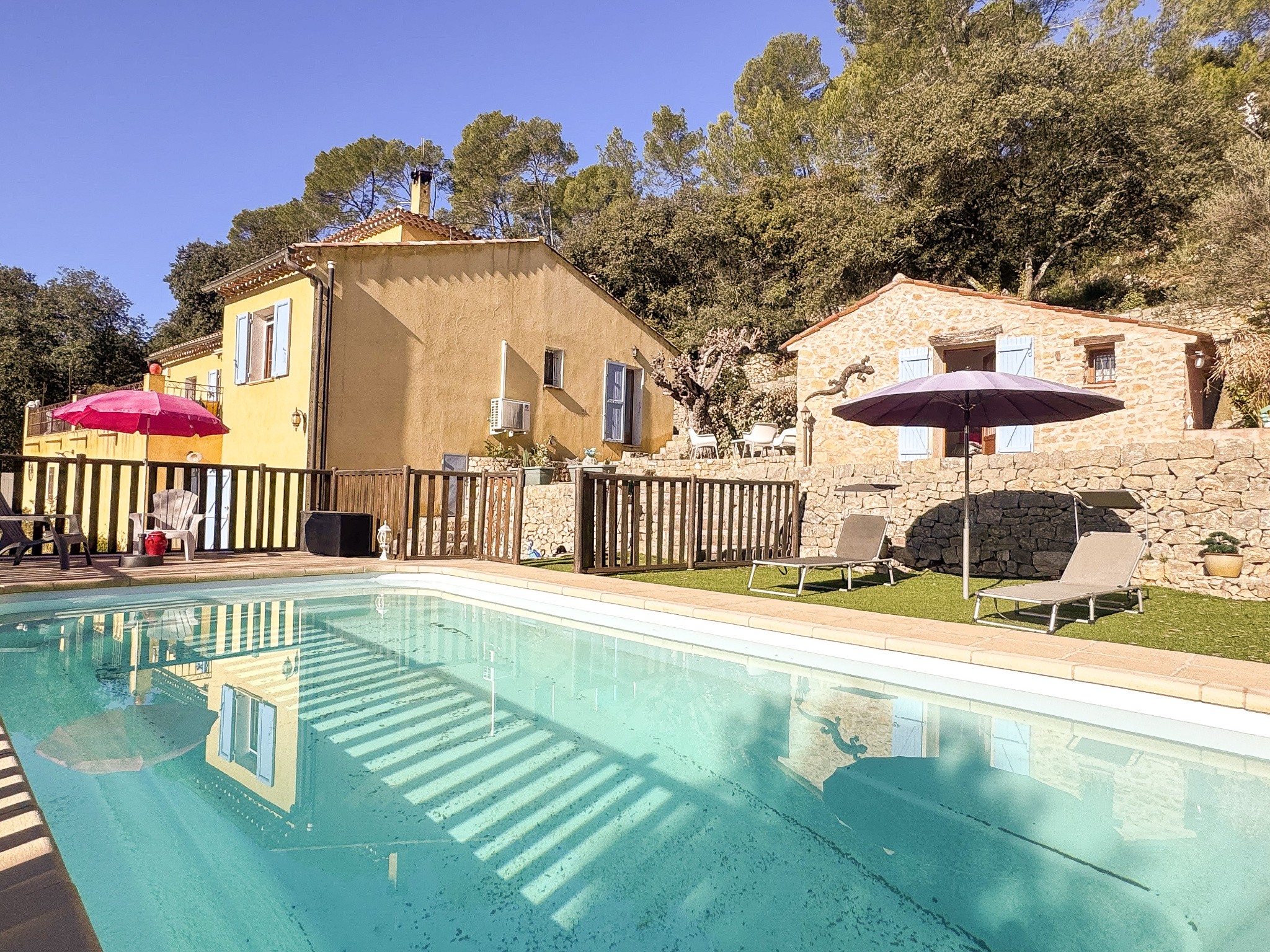 Entrecasteaux Villa 7 pièce(s) 166m2 Terrain 3205m2 Piscine Dépendances — photo 15