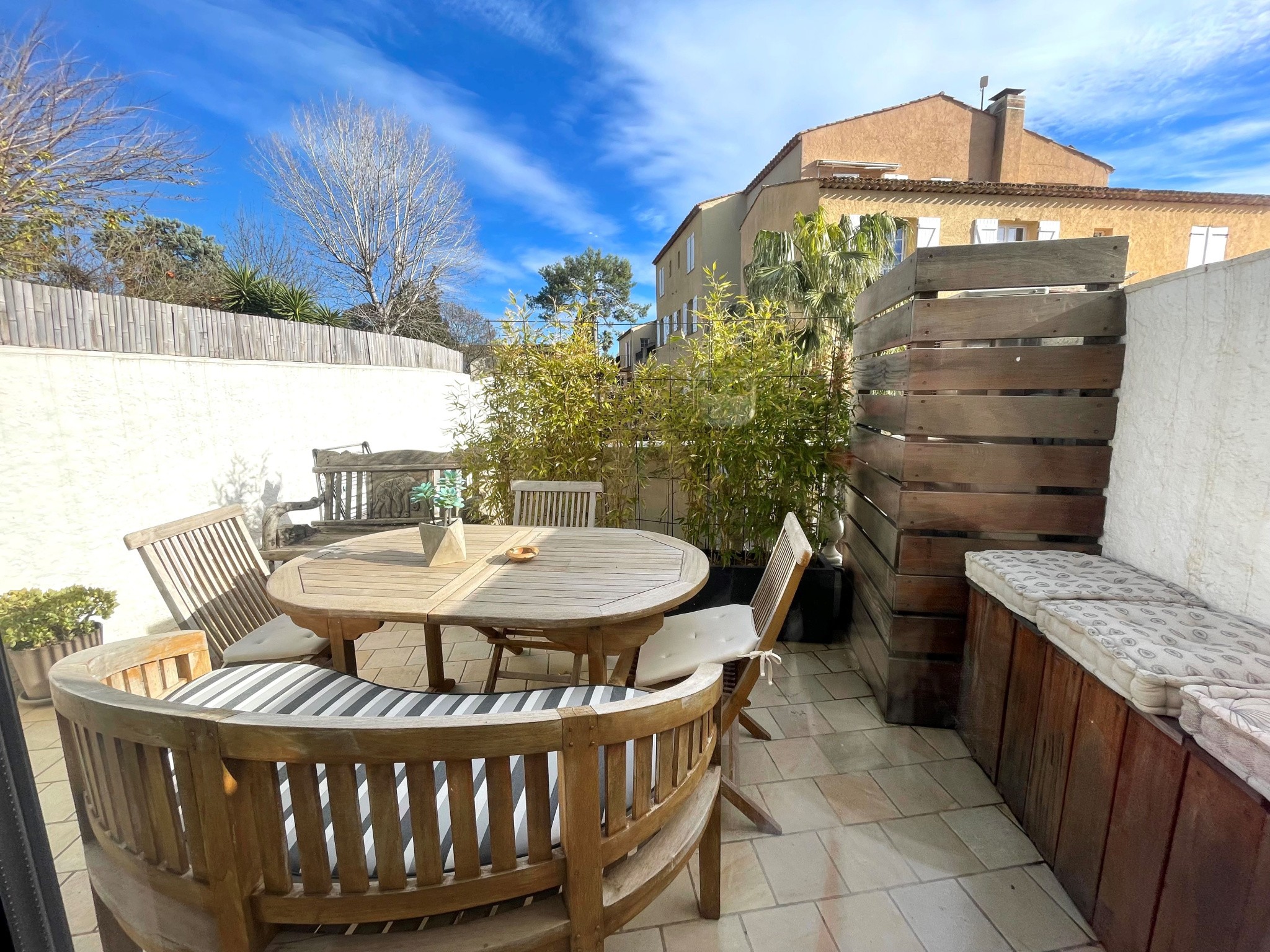 GRIMAUD- 4 pièces - 74m2 - Piscine - SPA - Garage — photo 3