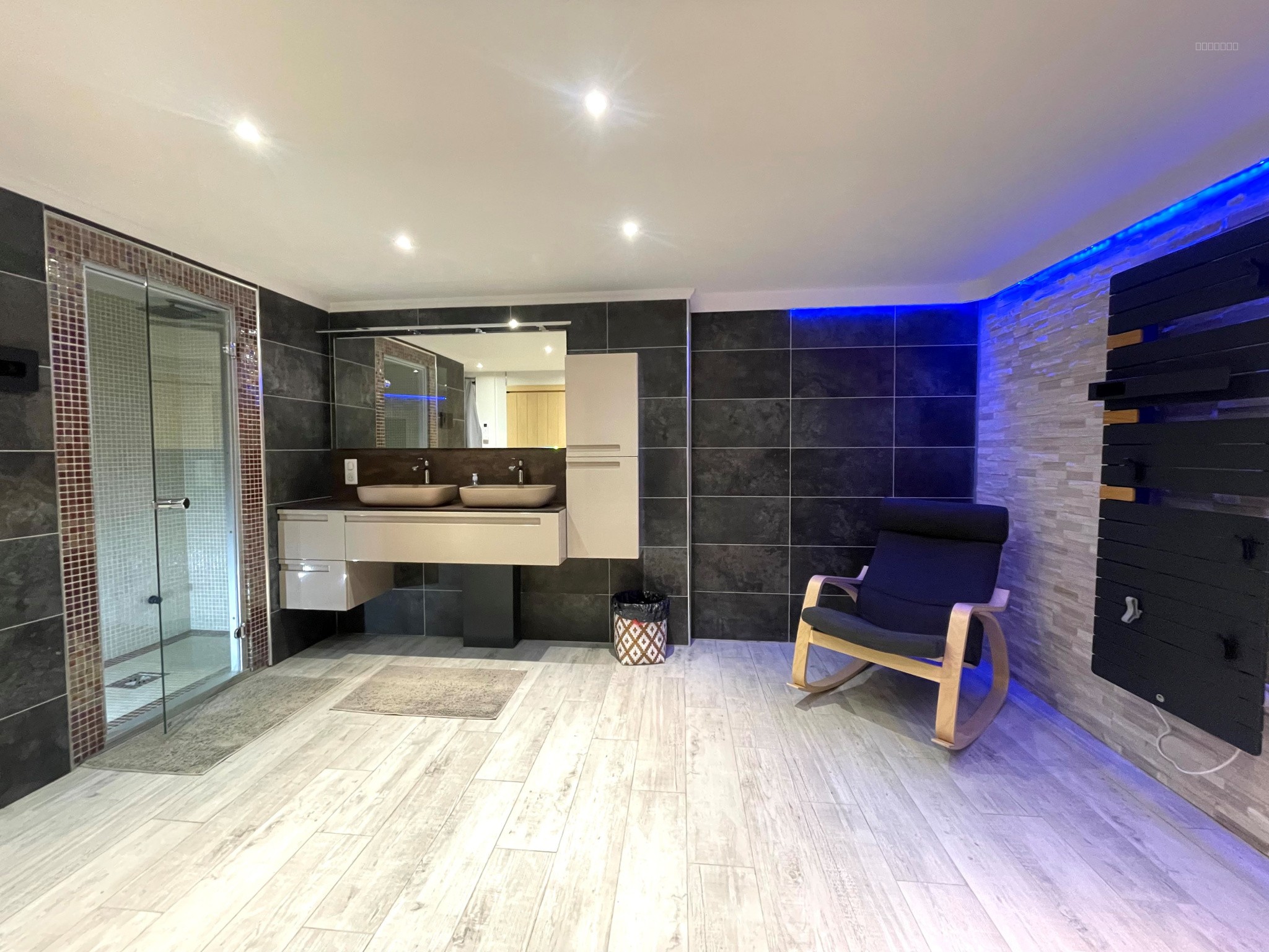 GRIMAUD- 4 pièces - 74m2 - Piscine - SPA - Garage — photo 11