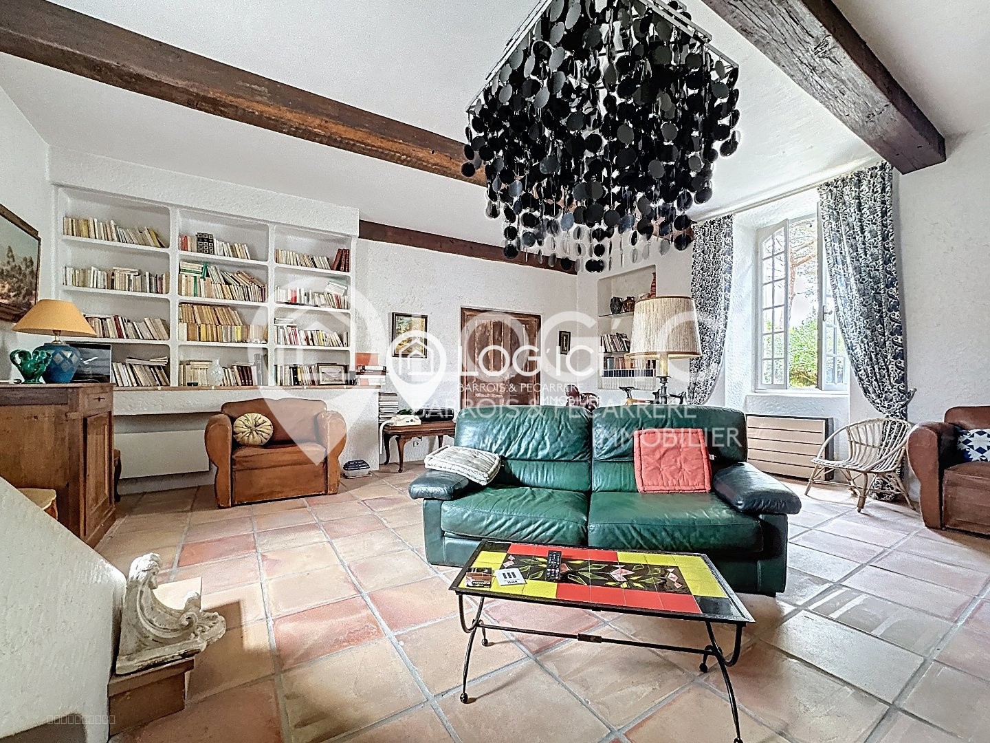 Propriété d'exception avec maison et dépendances — photo 8