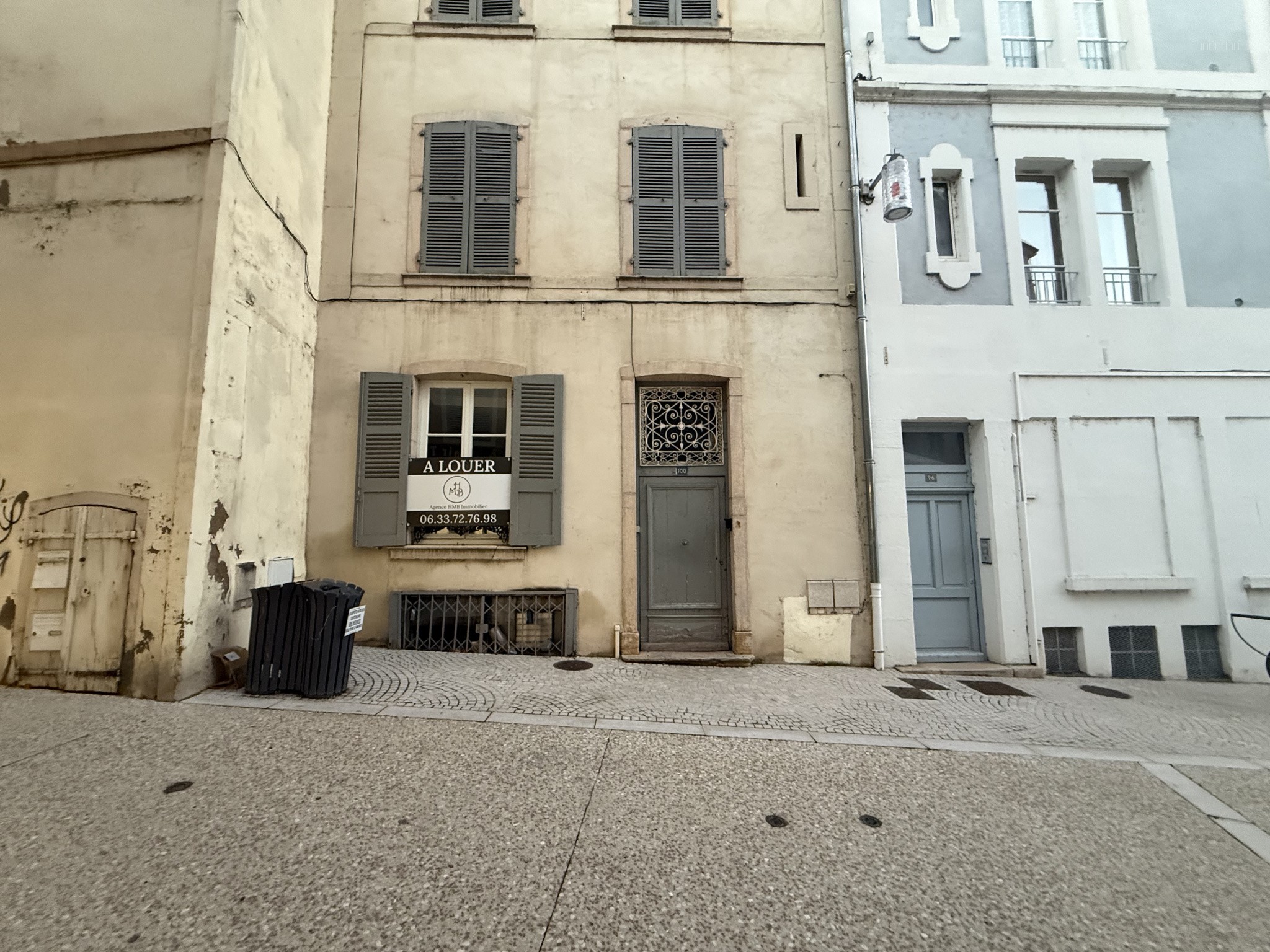 À LOUER   LOCAL COMMERCIAL IDÉALEMENT SITUÉ   MÂCON CENTRE — photo 3