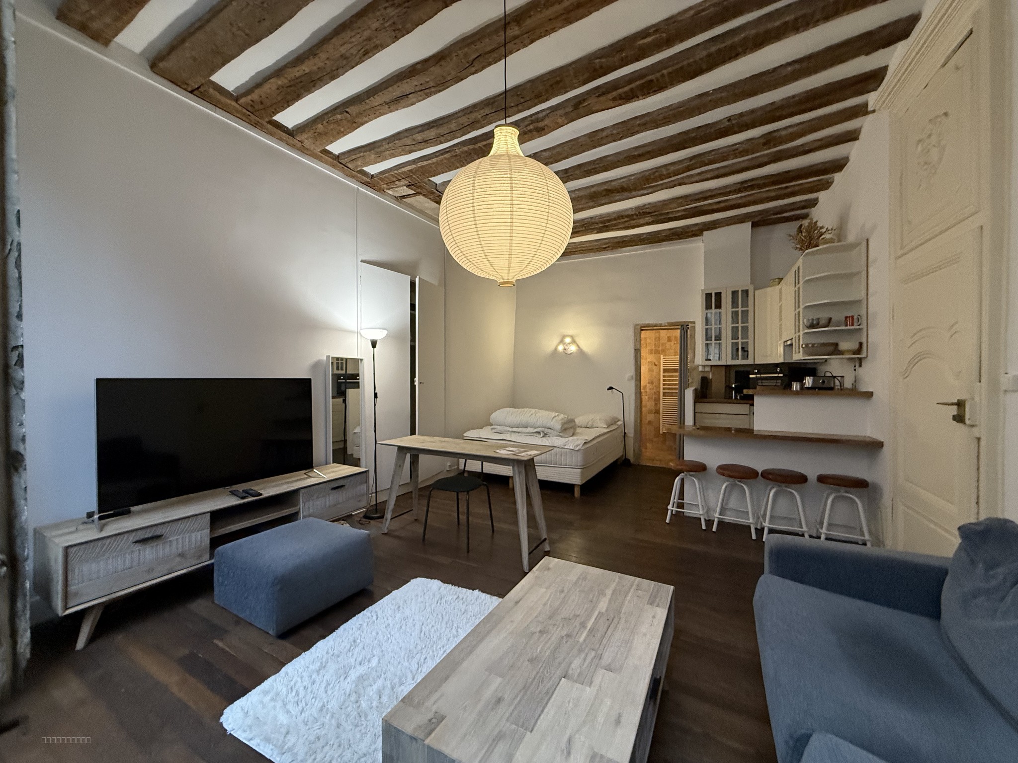 À louer   Studio meublé haut de gamme   Centre-ville de Dijon — photo 2