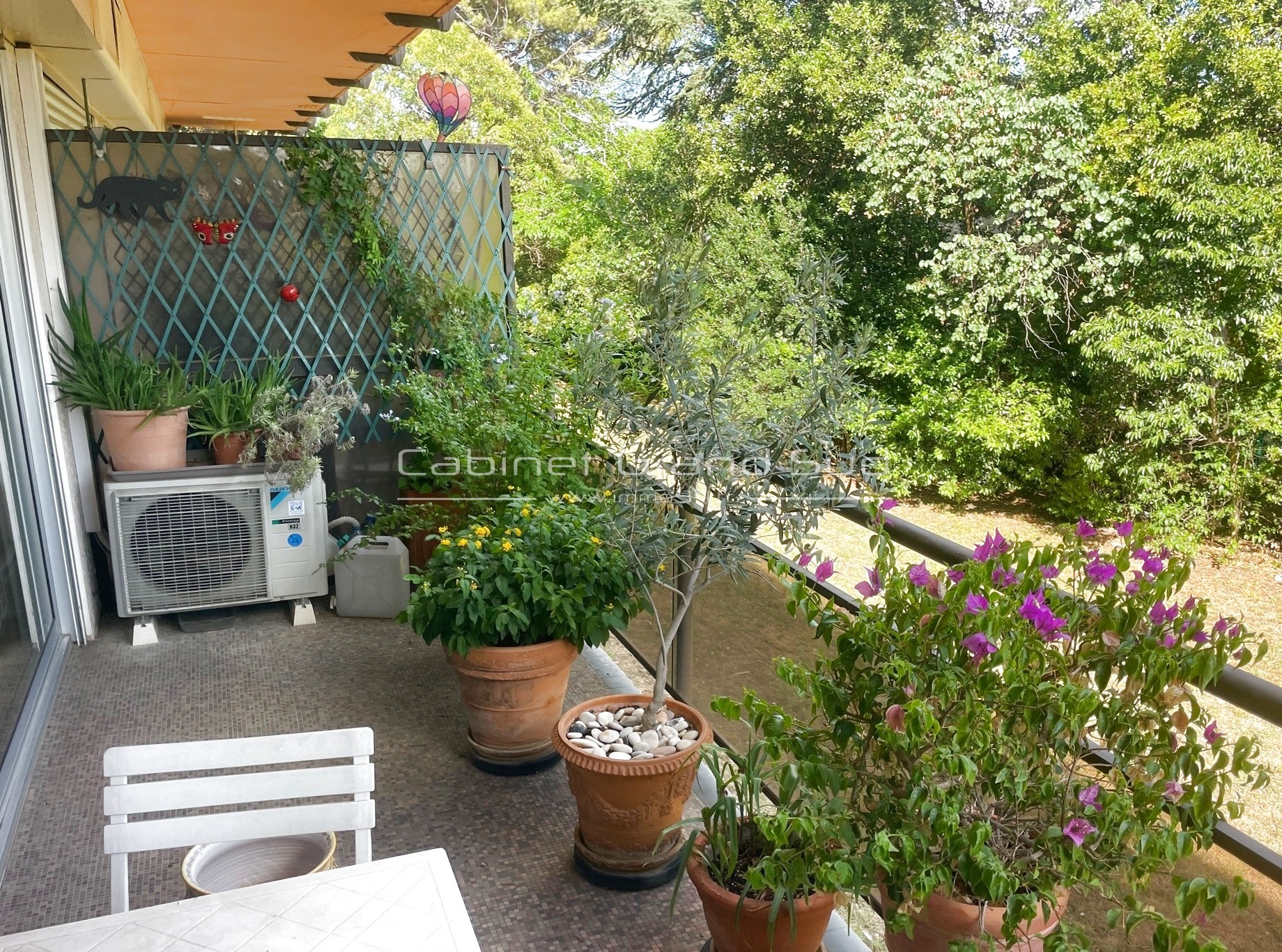 A vendre Montpellier proche Lycée Jules Guesdes, Appartement de type 5 de 123.15 m2 avec 2 terrasses,garage — photo 9