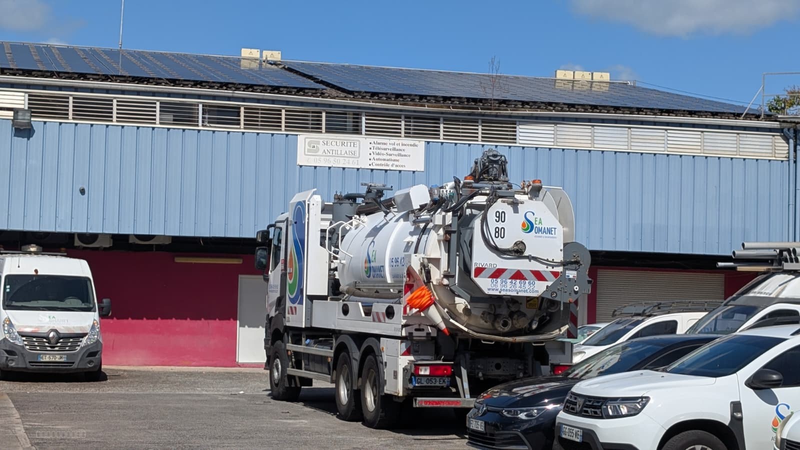 À Fort-De-France, Local commercial — photo 2