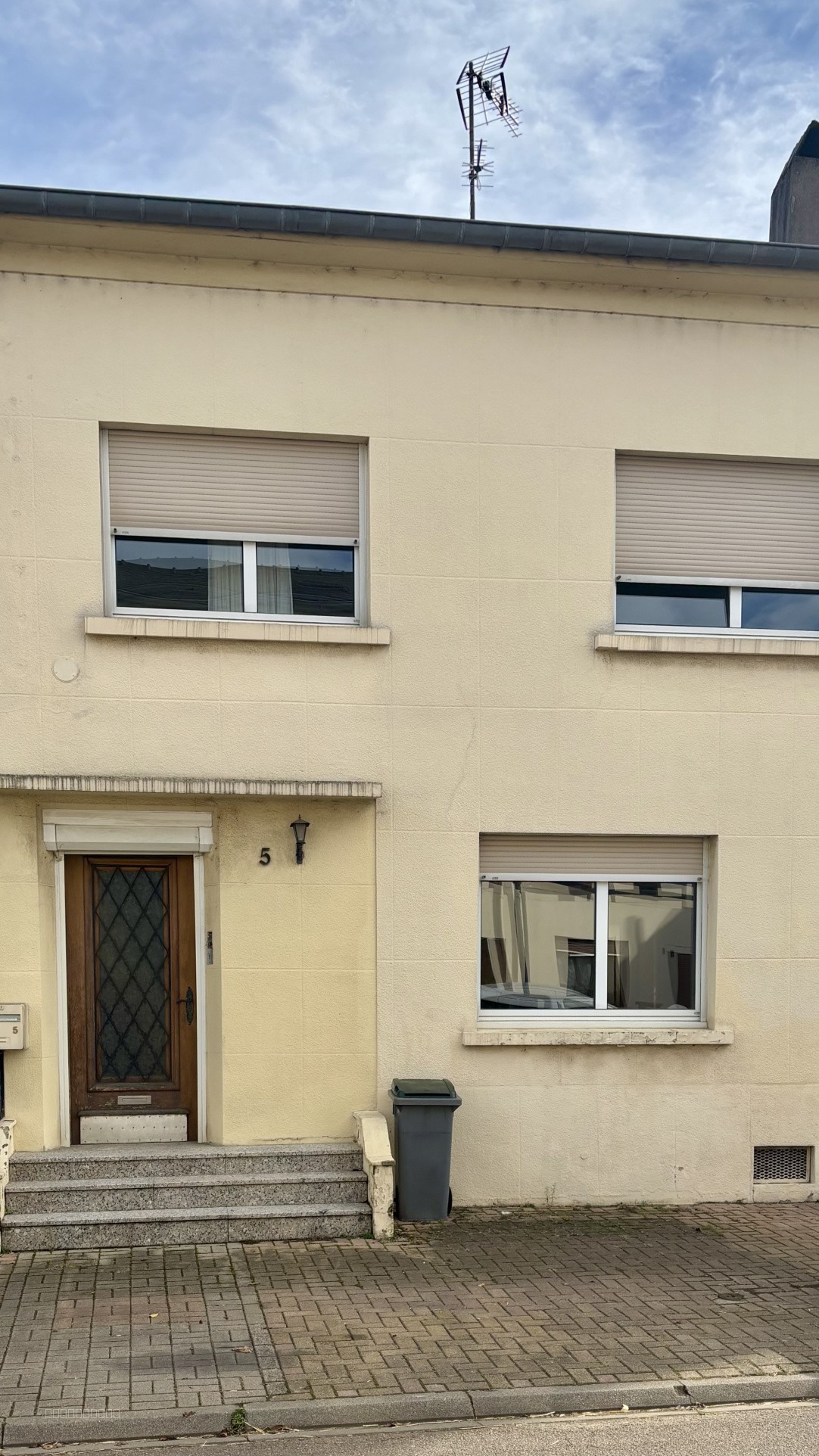 Maison de village T5 avec garage et jardin — photo 8