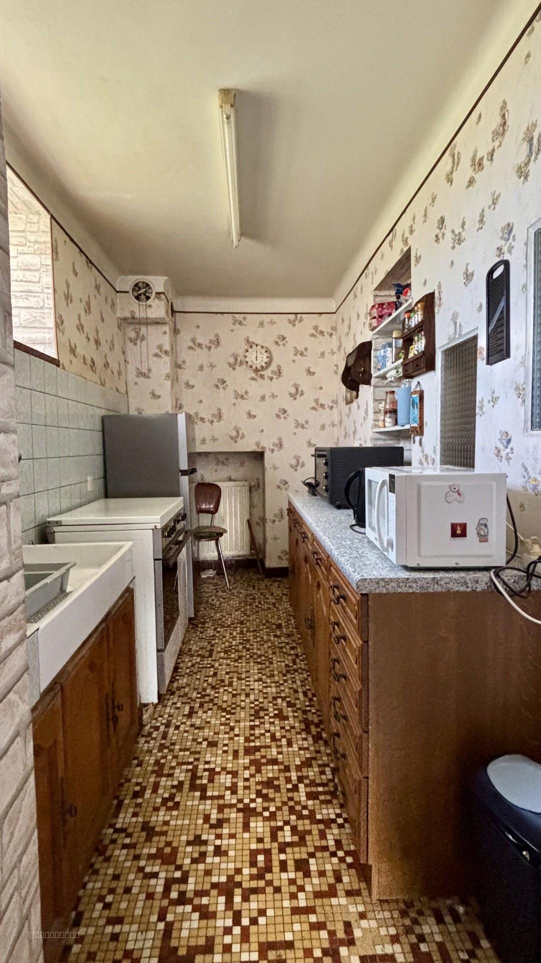 À rénover, à aimer, à habiter une maison T8 avec cour extérieure. — photo 2