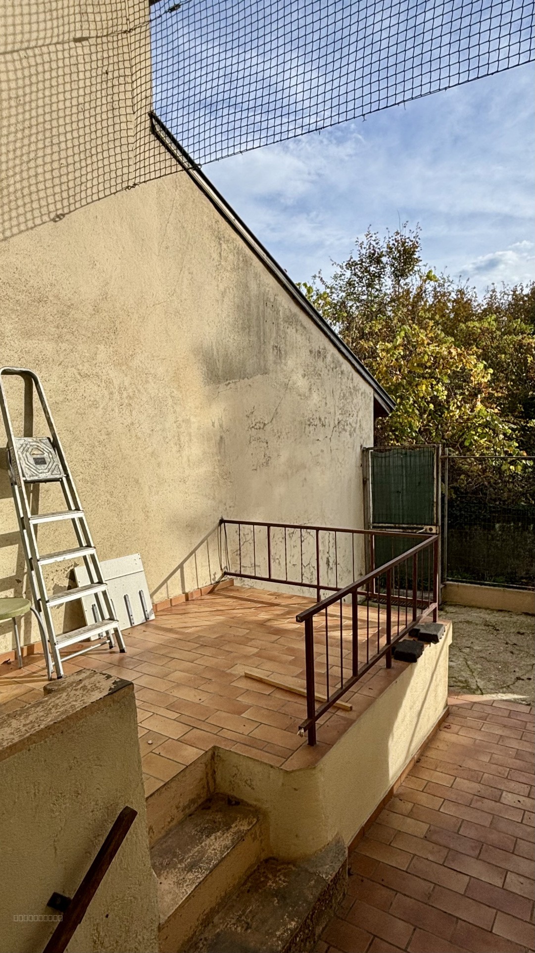 Maison de village T5 avec garage et jardin — photo 4