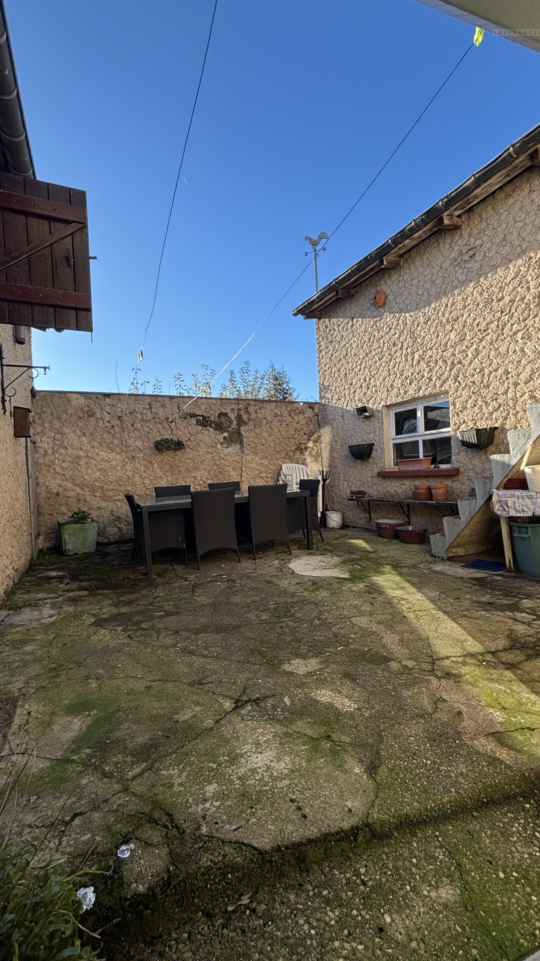 À rénover, à aimer, à habiter une maison T8 avec cour extérieure. — photo 17