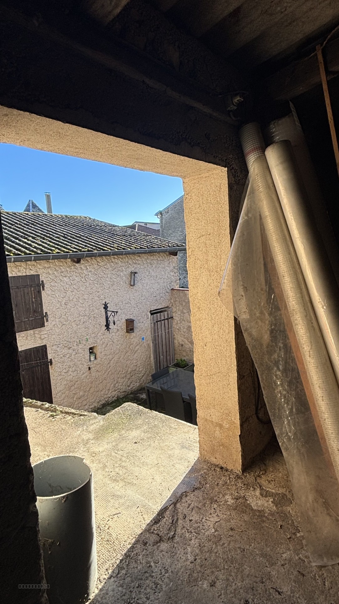 À rénover, à aimer, à habiter une maison T8 avec cour extérieure. — photo 18