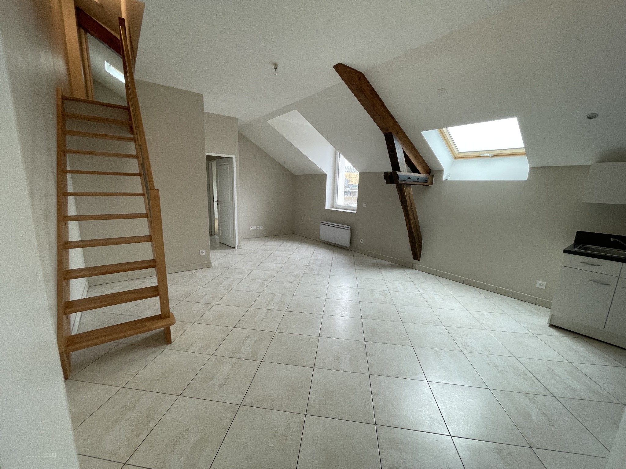T3 DUPLEX — photo 8