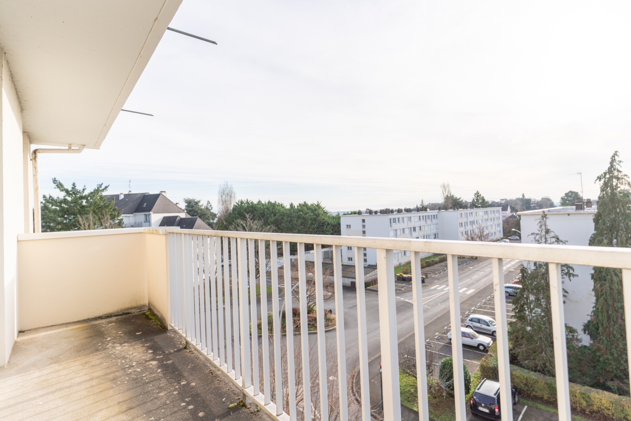 St Cyr sur Loire, secteur Marc Rebière. 75 m2. Balcon sud. Garage + cave. À rénover — photo 12