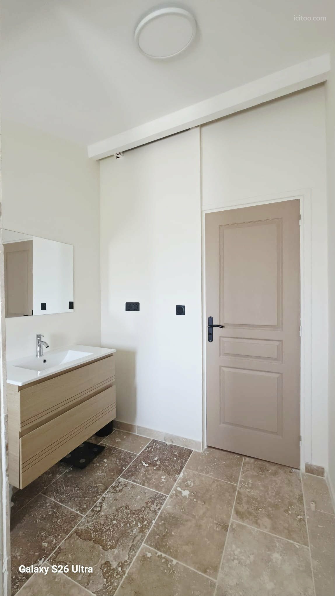FRONTIGNAN LES CROZES – MAISON FAMILIALE RÉNOVÉE 173 m² – 5 CHAMBRES – PISCINE – DPE B  509 000 € — photo 17