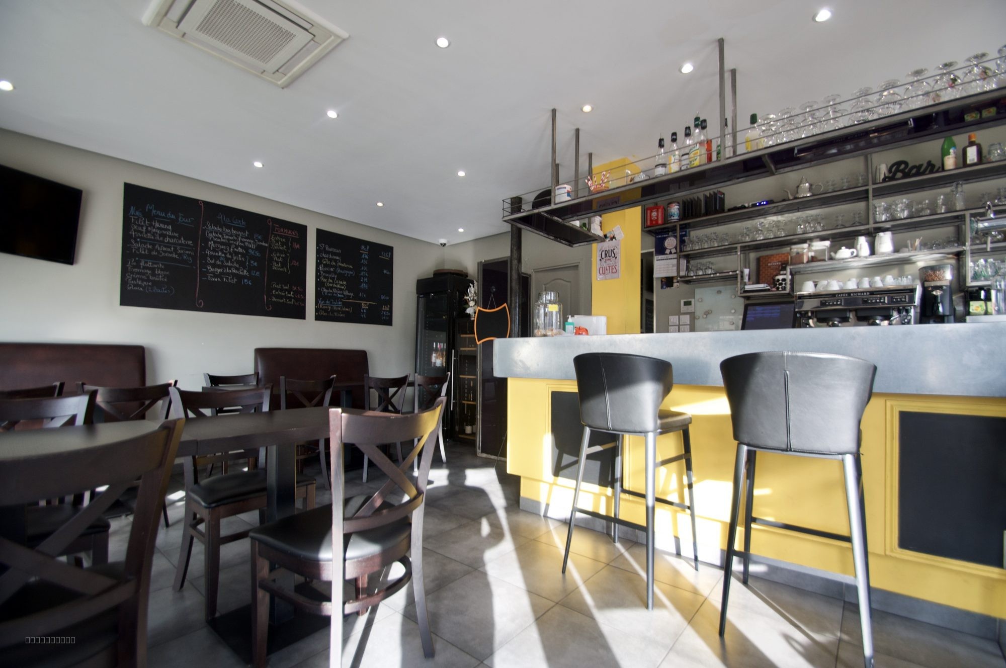 fonds_commerce Le blanc mesnil — photo 2