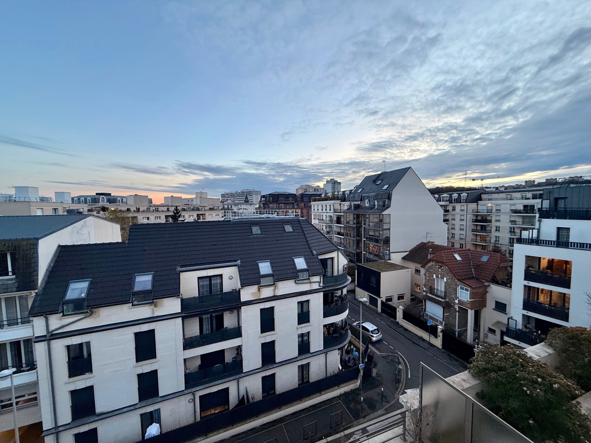 Rosny-sous-Bois Centre-Ville   Dernier étage   80 m2 + 32 m2 de terrasse — photo 5