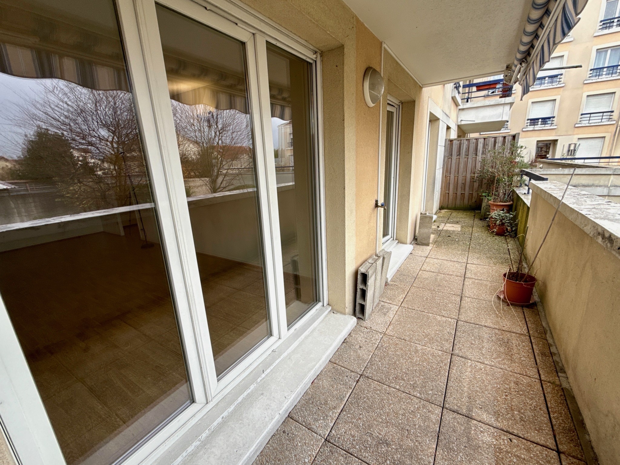 Rosny-sous-Bois Centre-Ville   Dernier étage   80 m2 + 32 m2 de terrasse — photo 4
