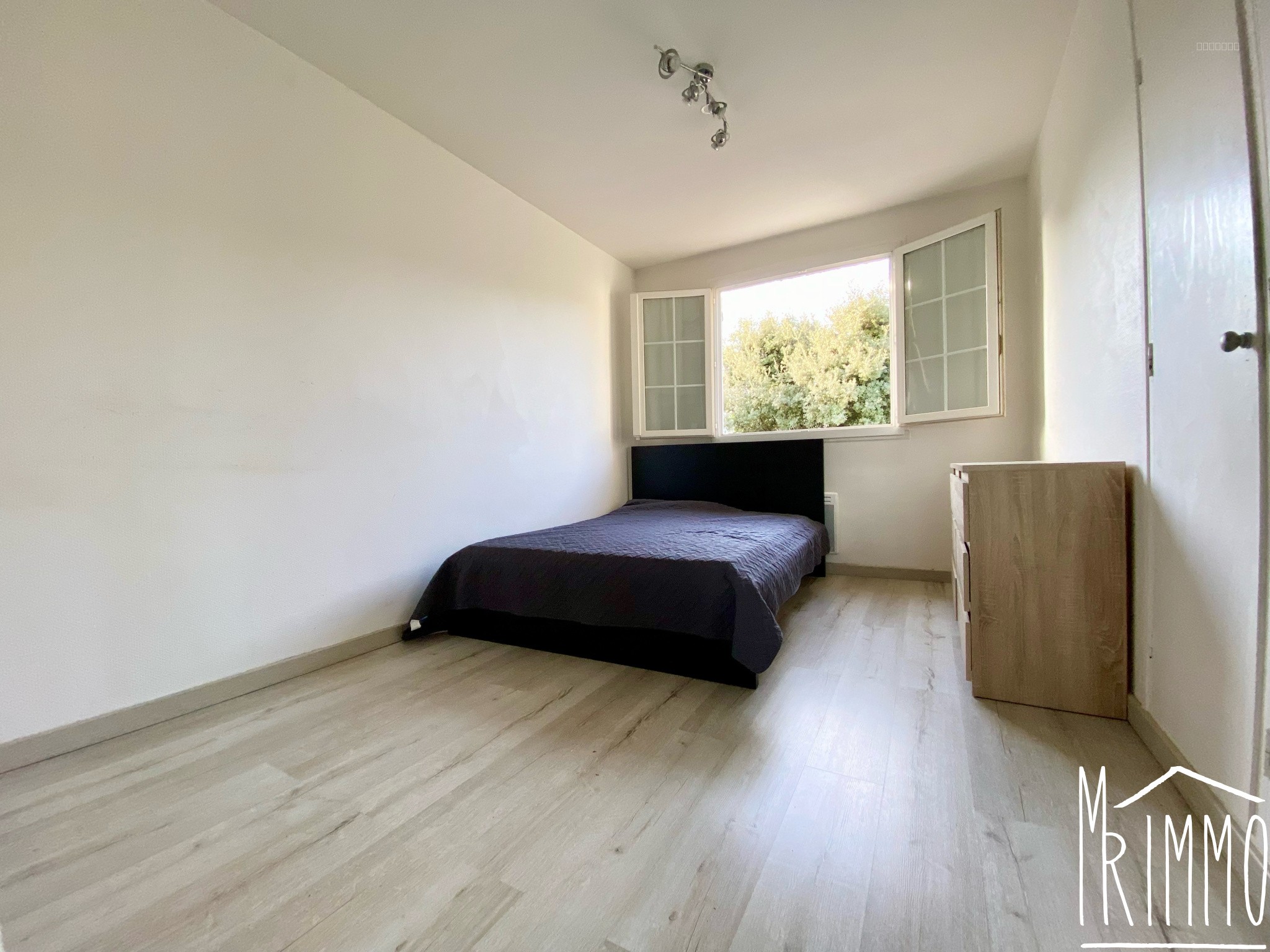 Appartement dans maison entre nature, lumière et sérénité — photo 9