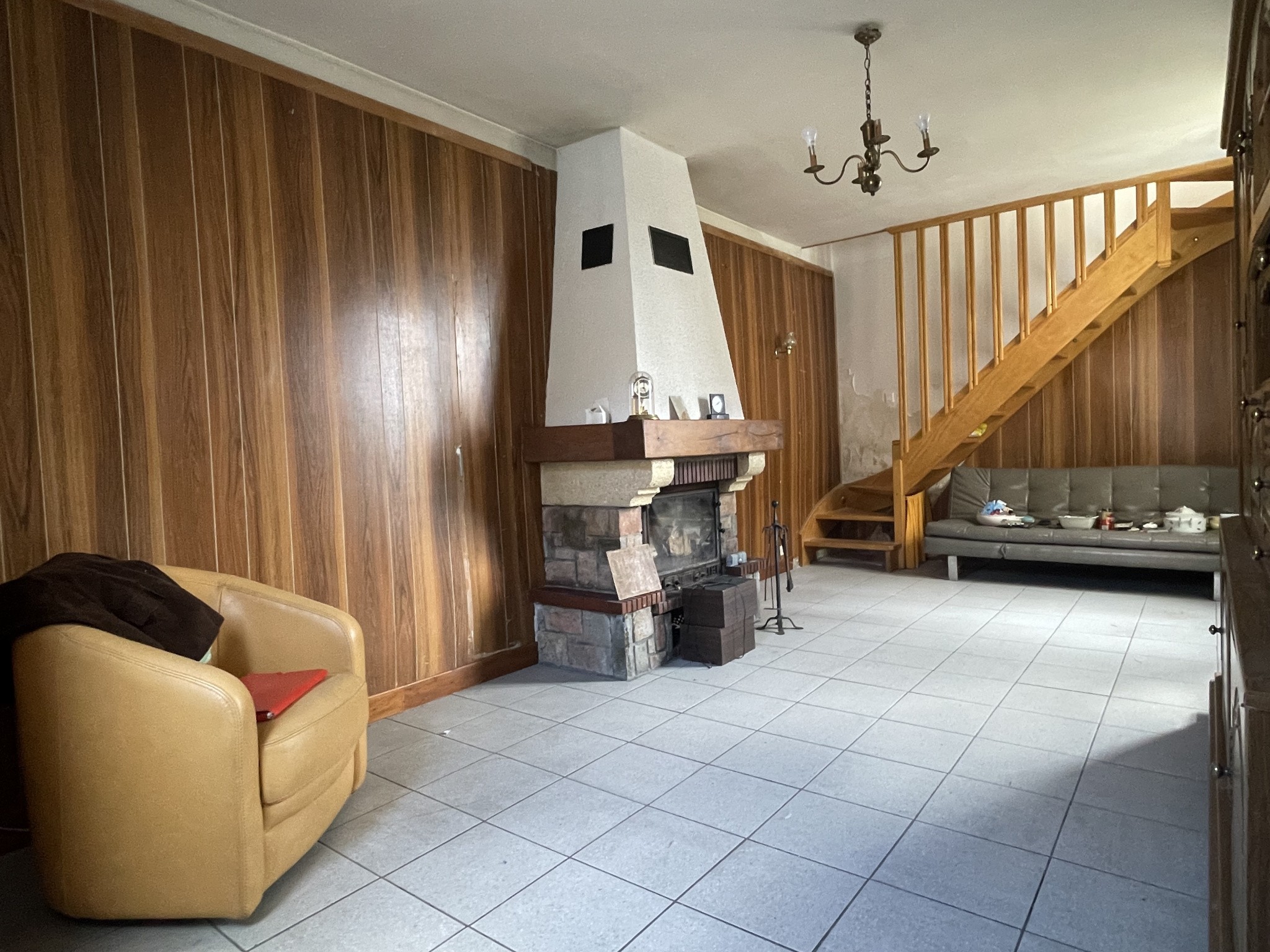 MAISON A RENOVER DANS LE QUARTIER DE MARISSEL — photo 2