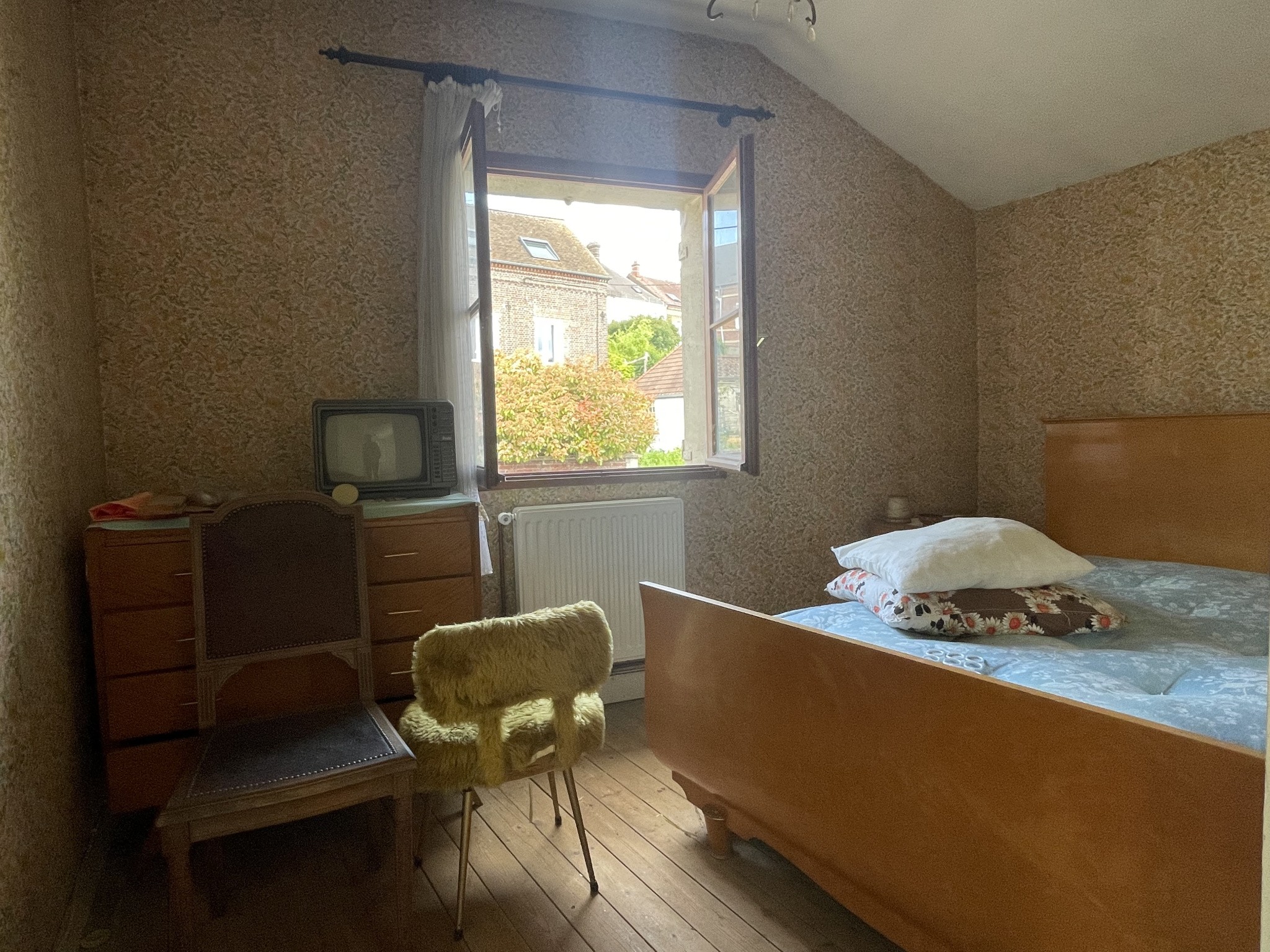 MAISON A RENOVER DANS LE QUARTIER DE MARISSEL — photo 5