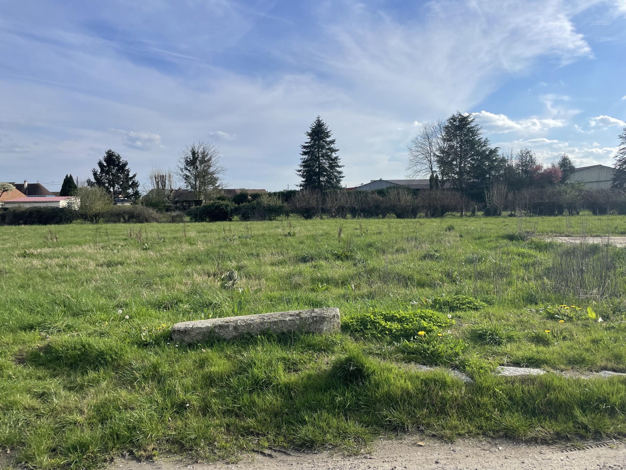 TERRAIN A BAITR DE 790M2 ET 17,52M DE FACADE HORS ABF