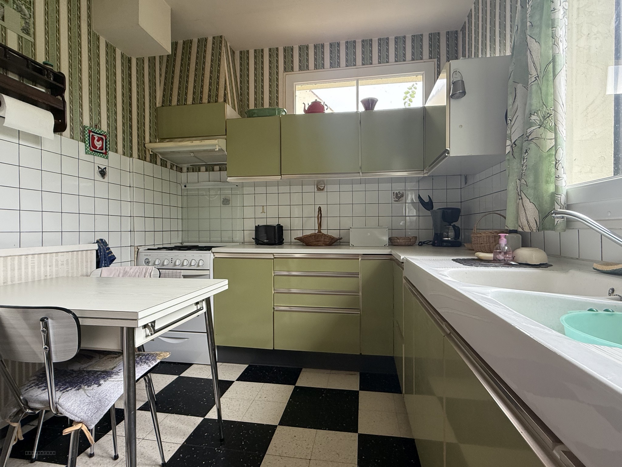 MAISON SUR SOUS-SOL TOTAL SUR UN TERRAIN DE 2000M2 A 10 MINUTES DE BEAUVAIS — photo 6