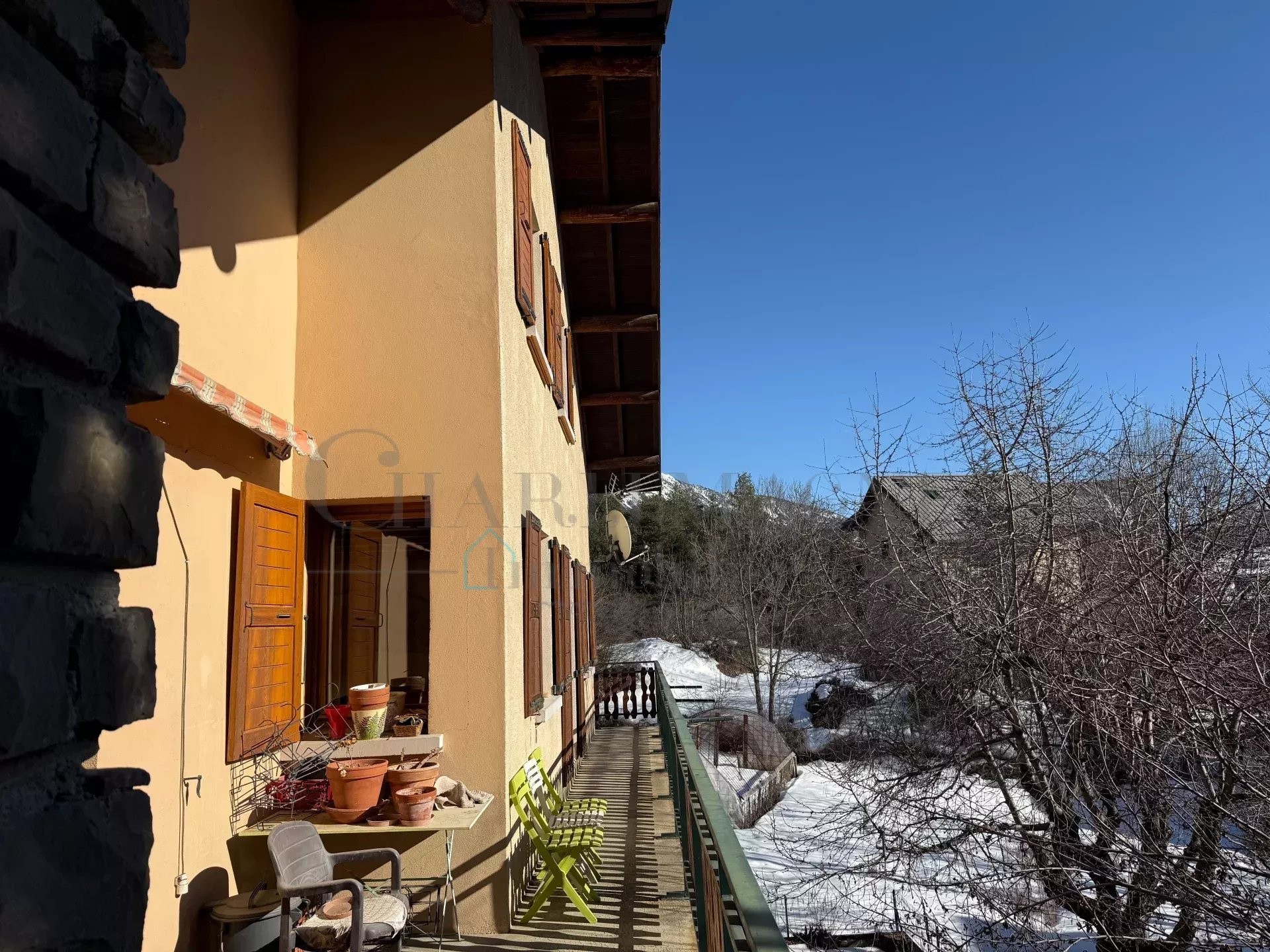 Maison de famille avec jardin 10 pièces — photo 6