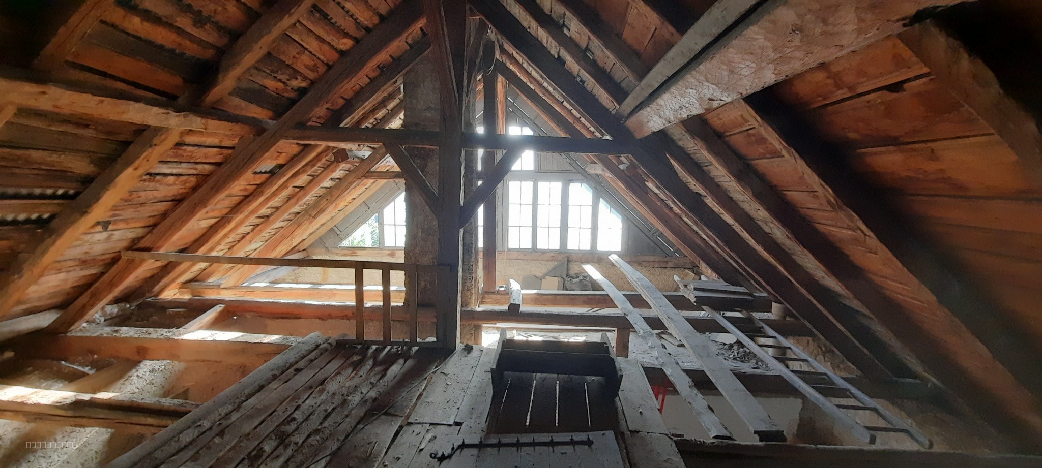 Briançon hauteurs versant Sud- MAISON 12 pièces — photo 12