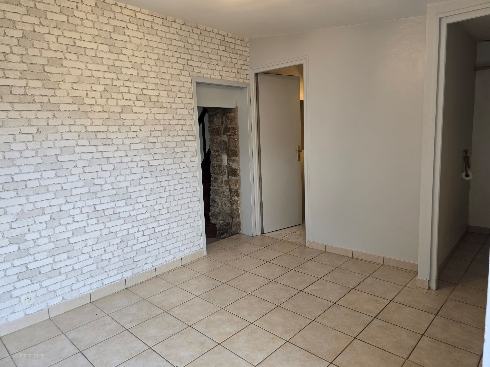 Au calme en Village maison en Pierres. — photo 6