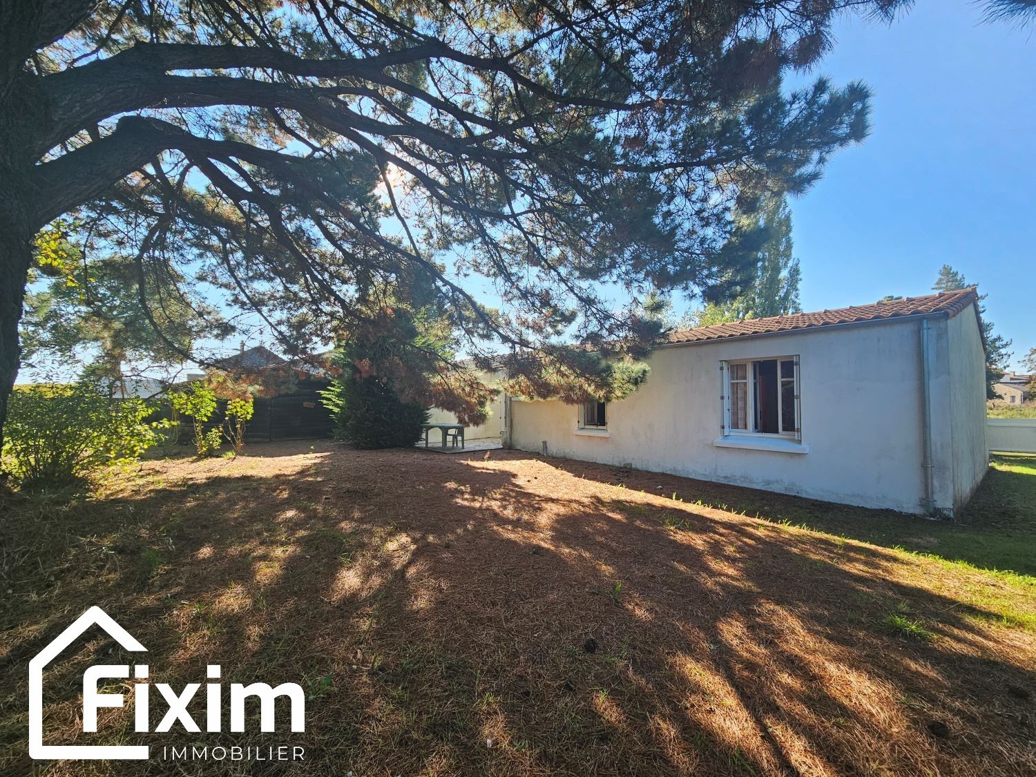 maison à rénover avec grand terrain — photo 13
