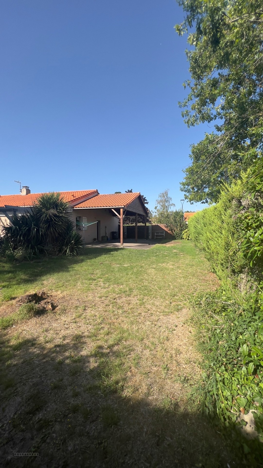 Terrain à vendre au coeur de St Julien de Concellles — photo 2