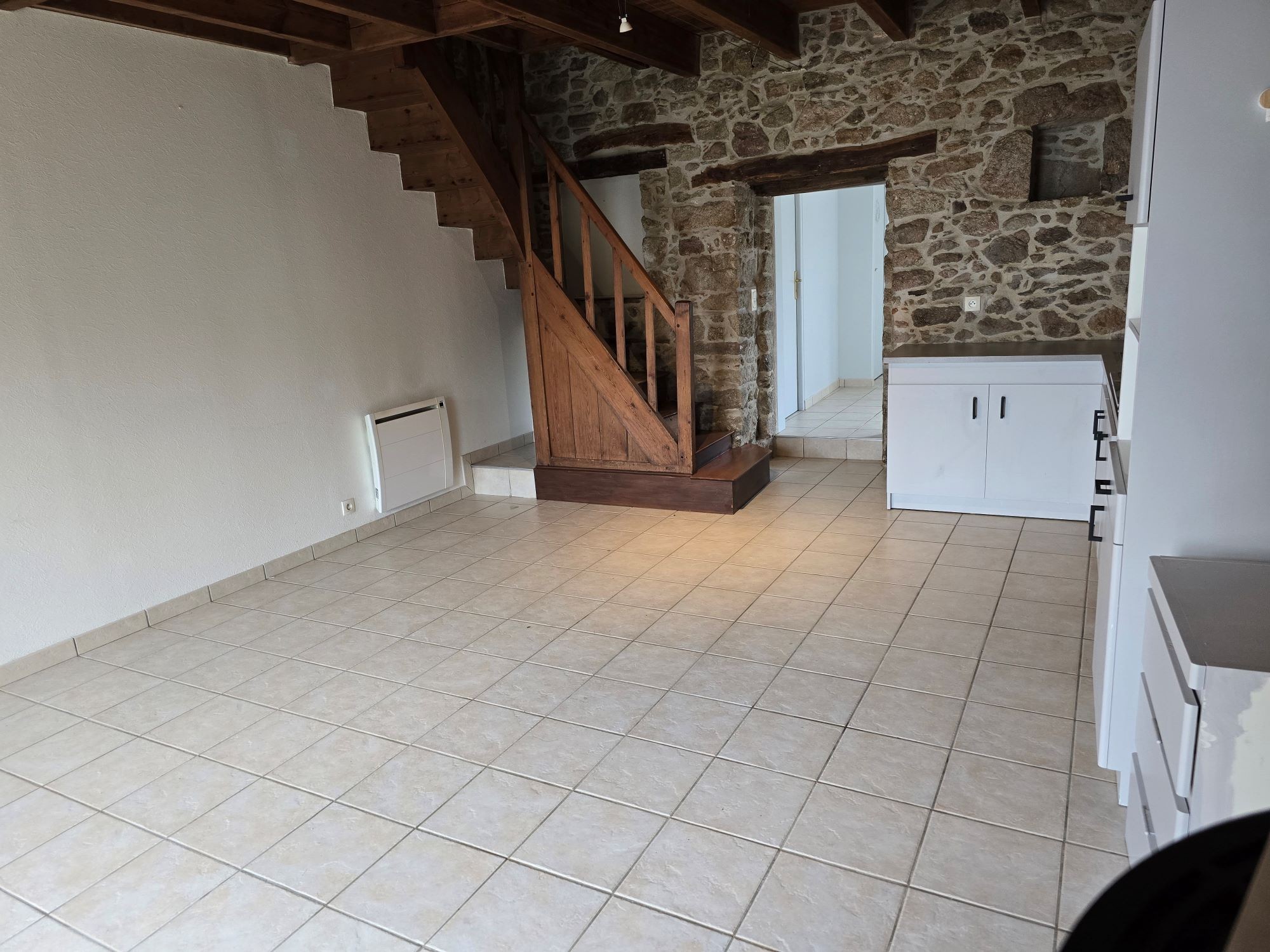 Au calme en Village maison en Pierres. — photo 3