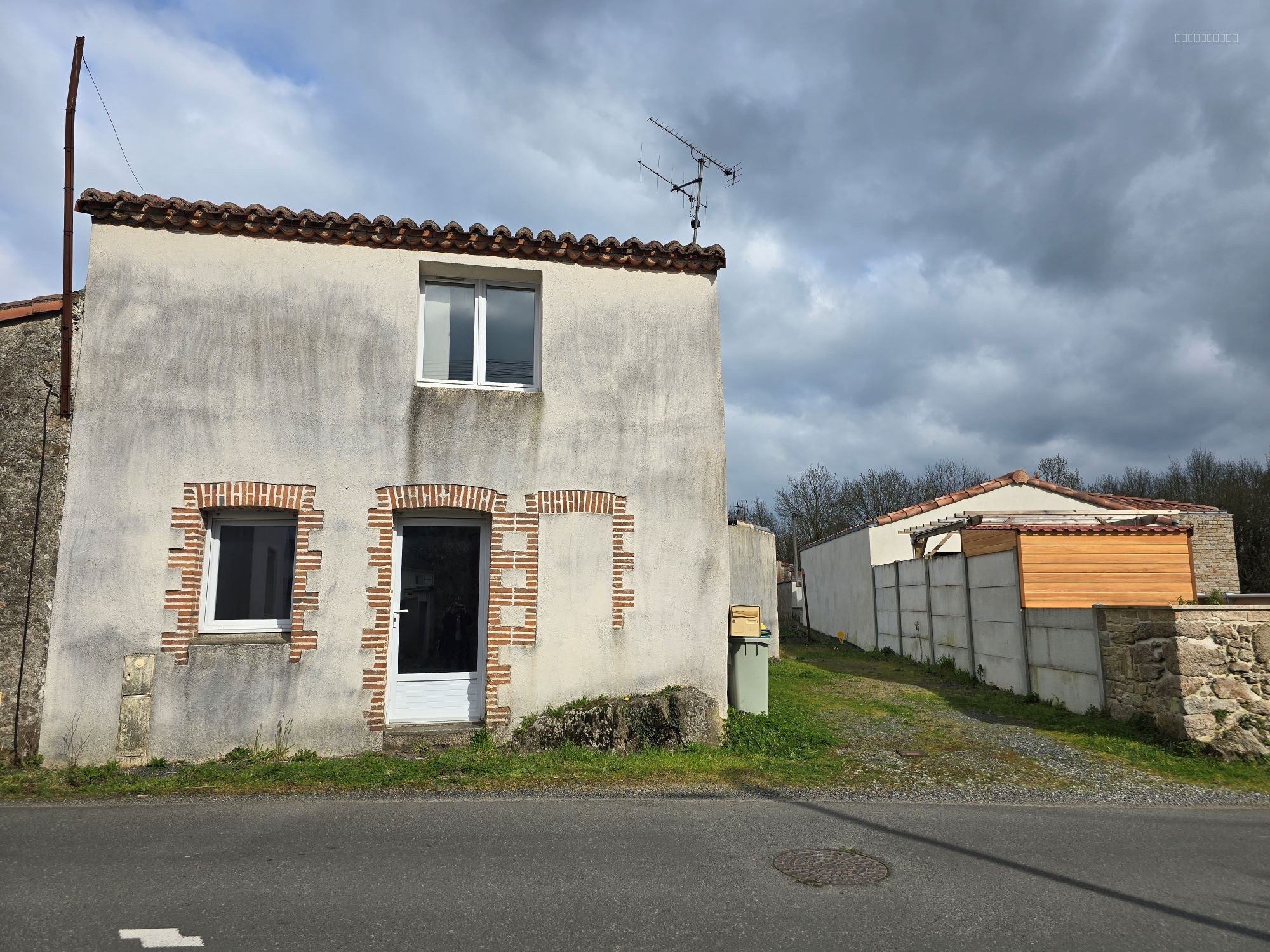 Au calme en Village maison en Pierres. — photo 11