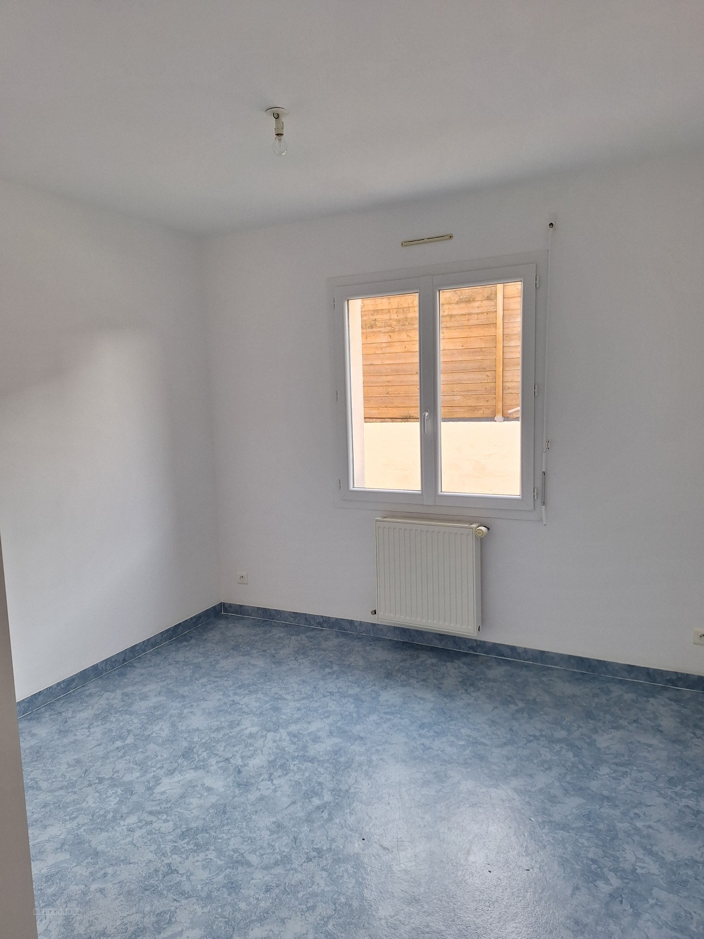 Maison au centre bourg de la chapelle basse mer — photo 4