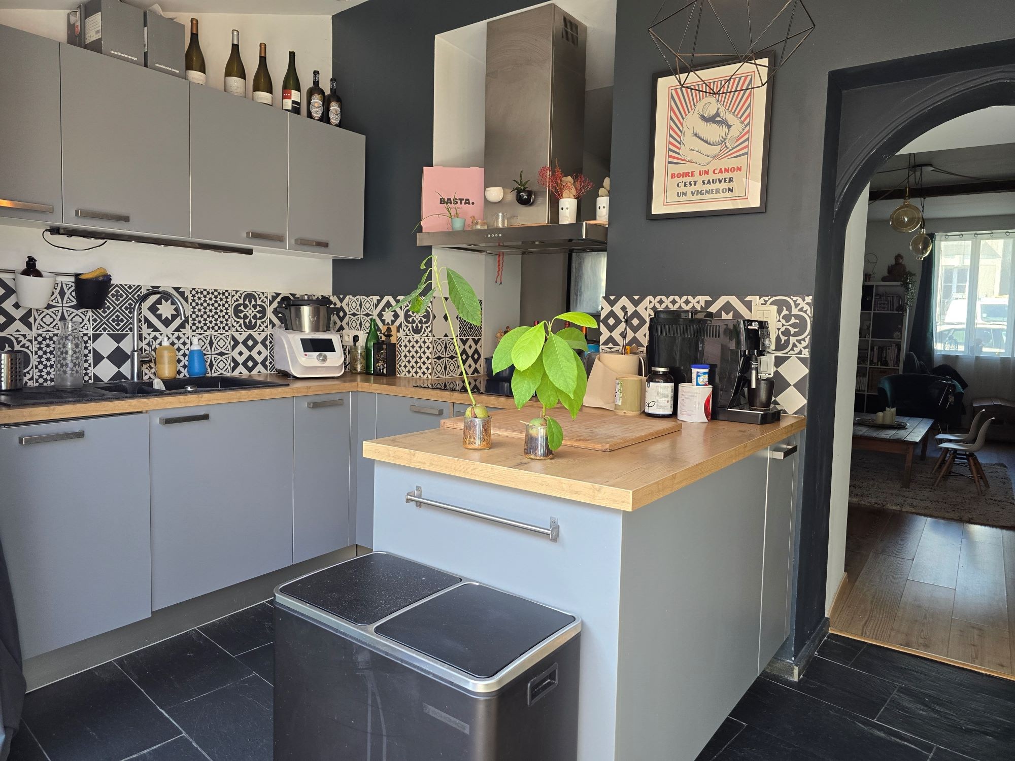 Très belle rénovation au centre bourg d'Aigrefeuille sur Maine — photo 5