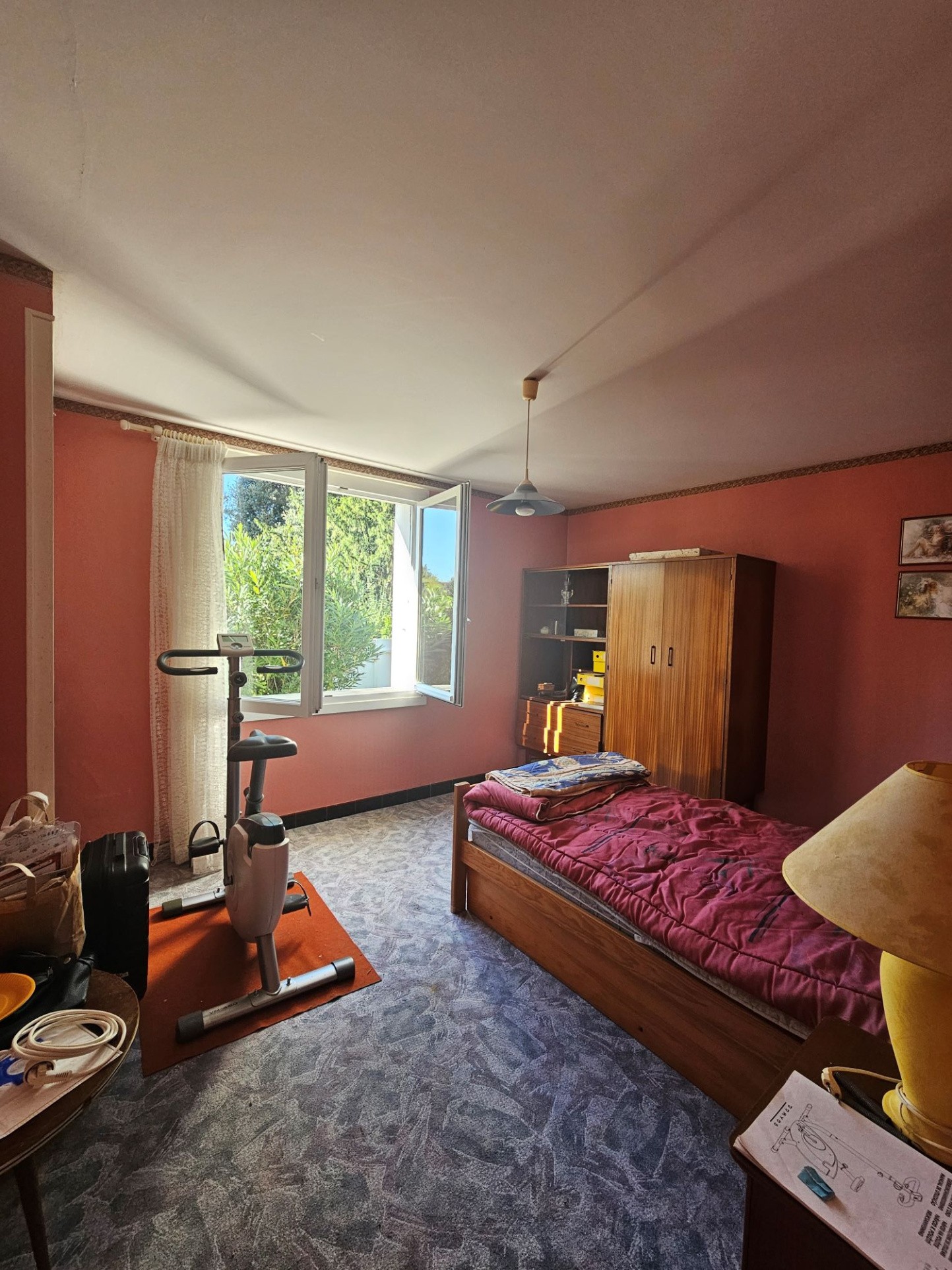 maison à rénover avec grand terrain — photo 9