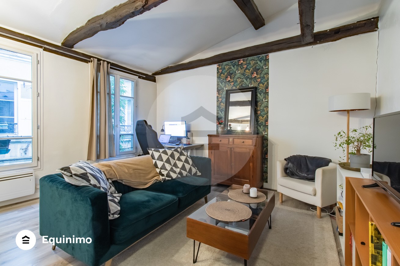 Appartement de 2 pièces de 43m2, traversant et au calme, au dernier étage — photo 2
