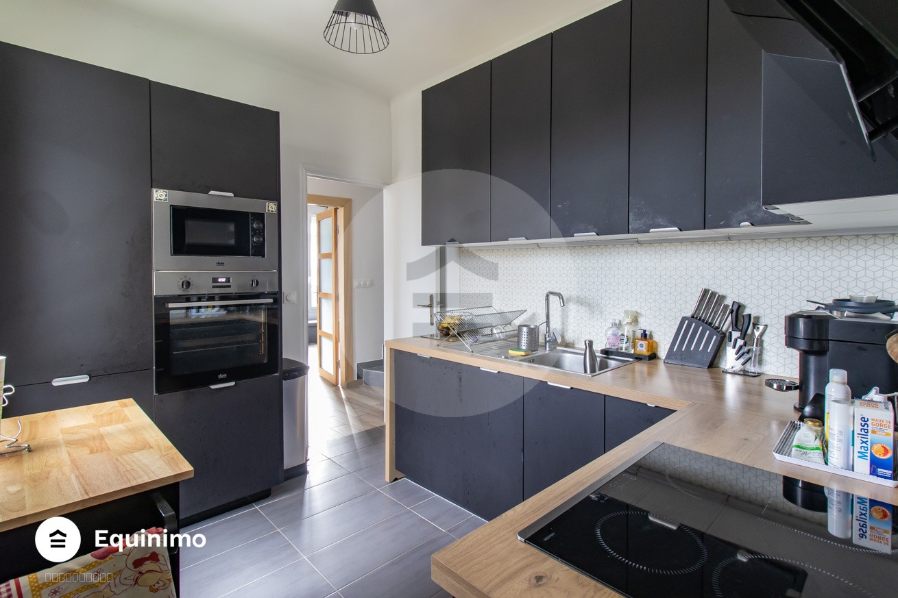 Maison familiale de 6 pièces de 205m2, située sur une parcelle de 470m2 — photo 6