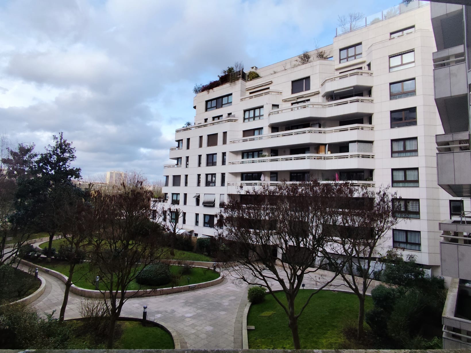 STUDIO À LEVALLOIS A LOUER — photo 5