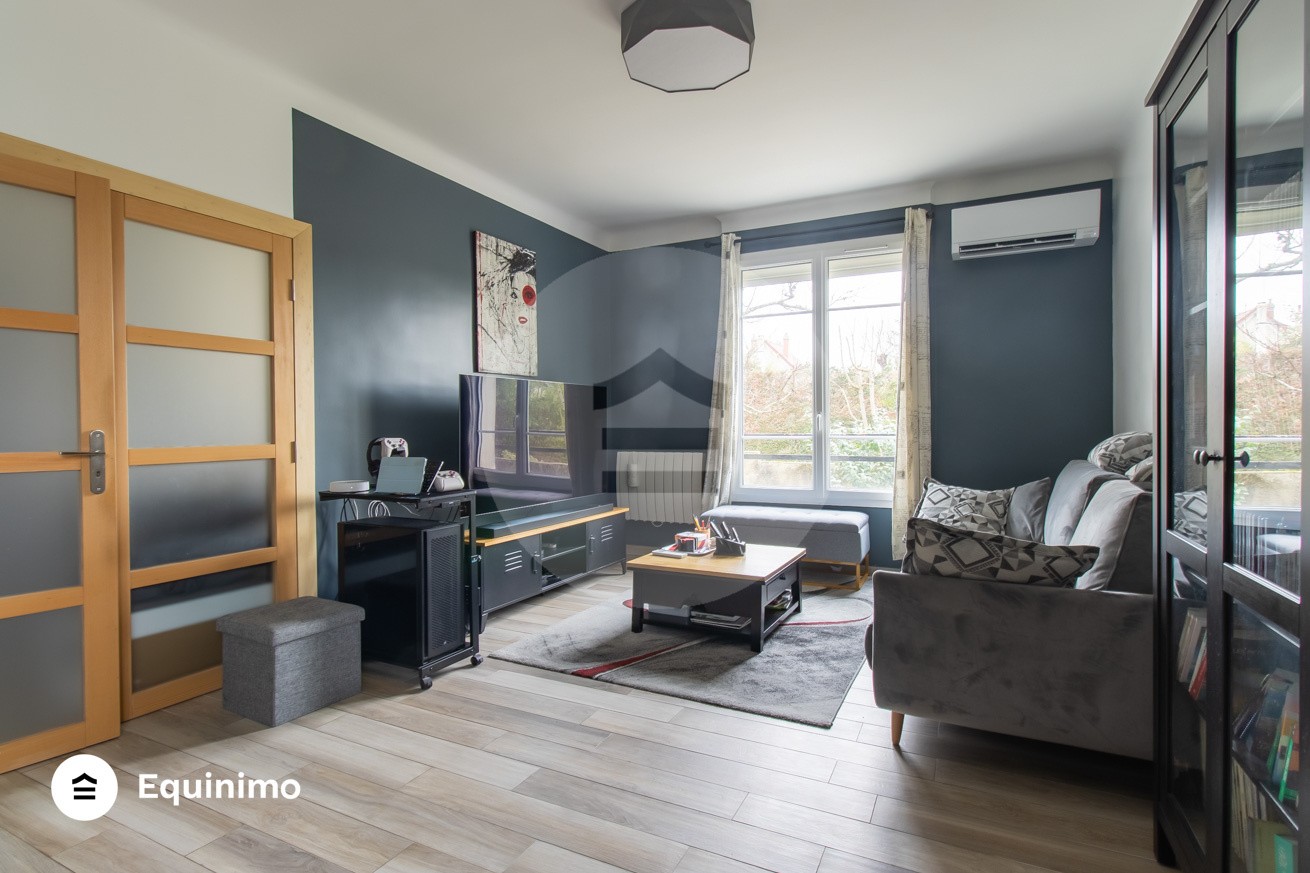 Maison familiale de 6 pièces de 205m2, située sur une parcelle de 470m2 — photo 3