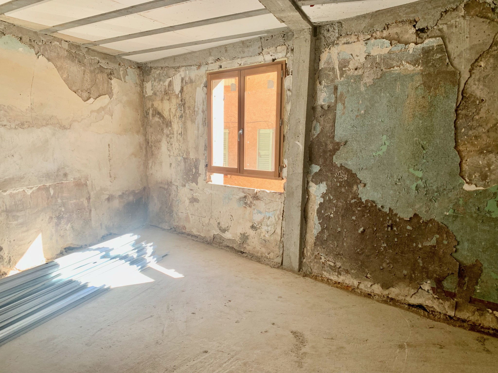 Maison de village 101 m2 avec grande cave à compléter à Cotignac — photo 4