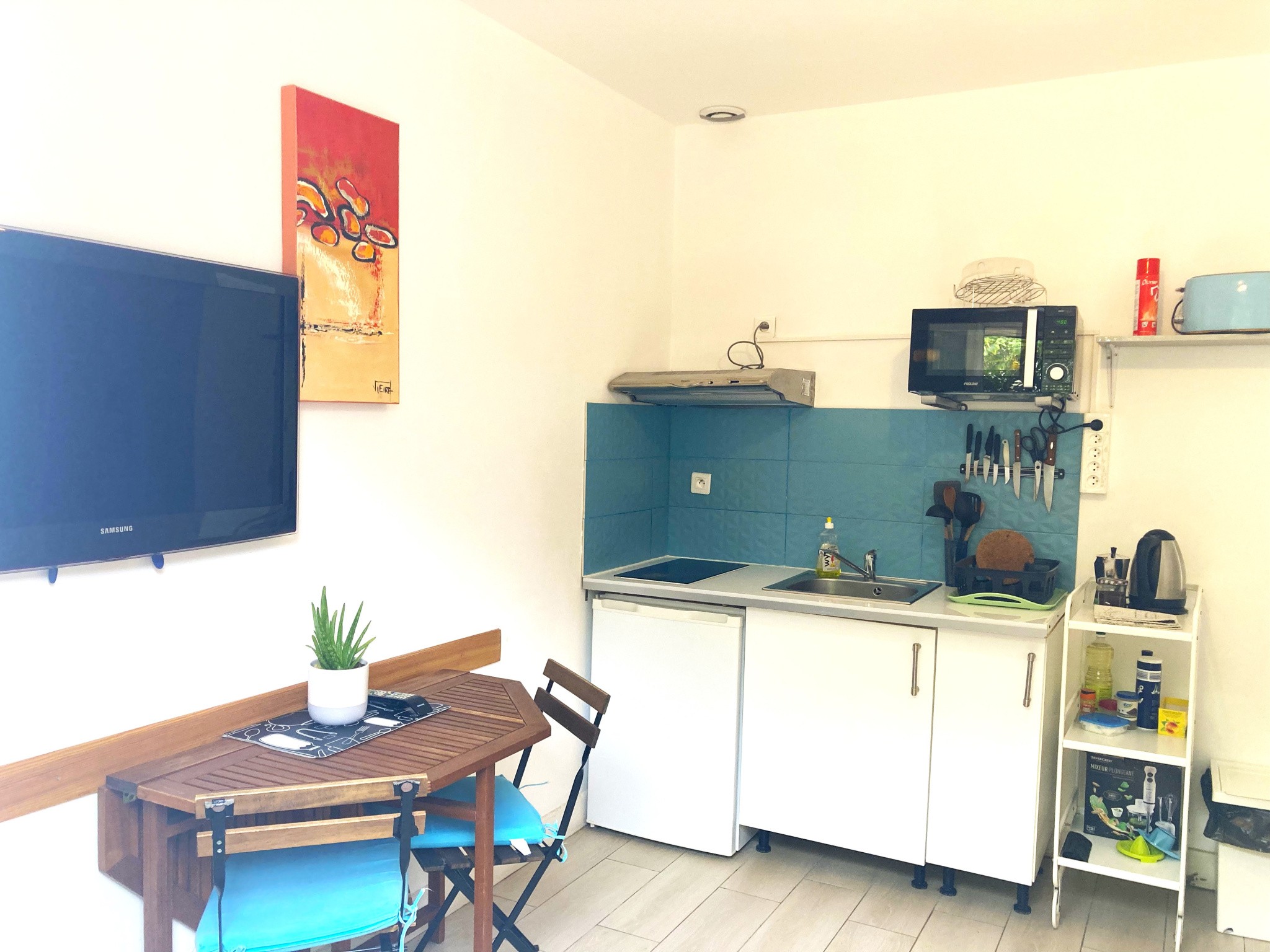Villa rénovée divisée en 4 appartements à La Ciotat 50 m de la mer — photo 14