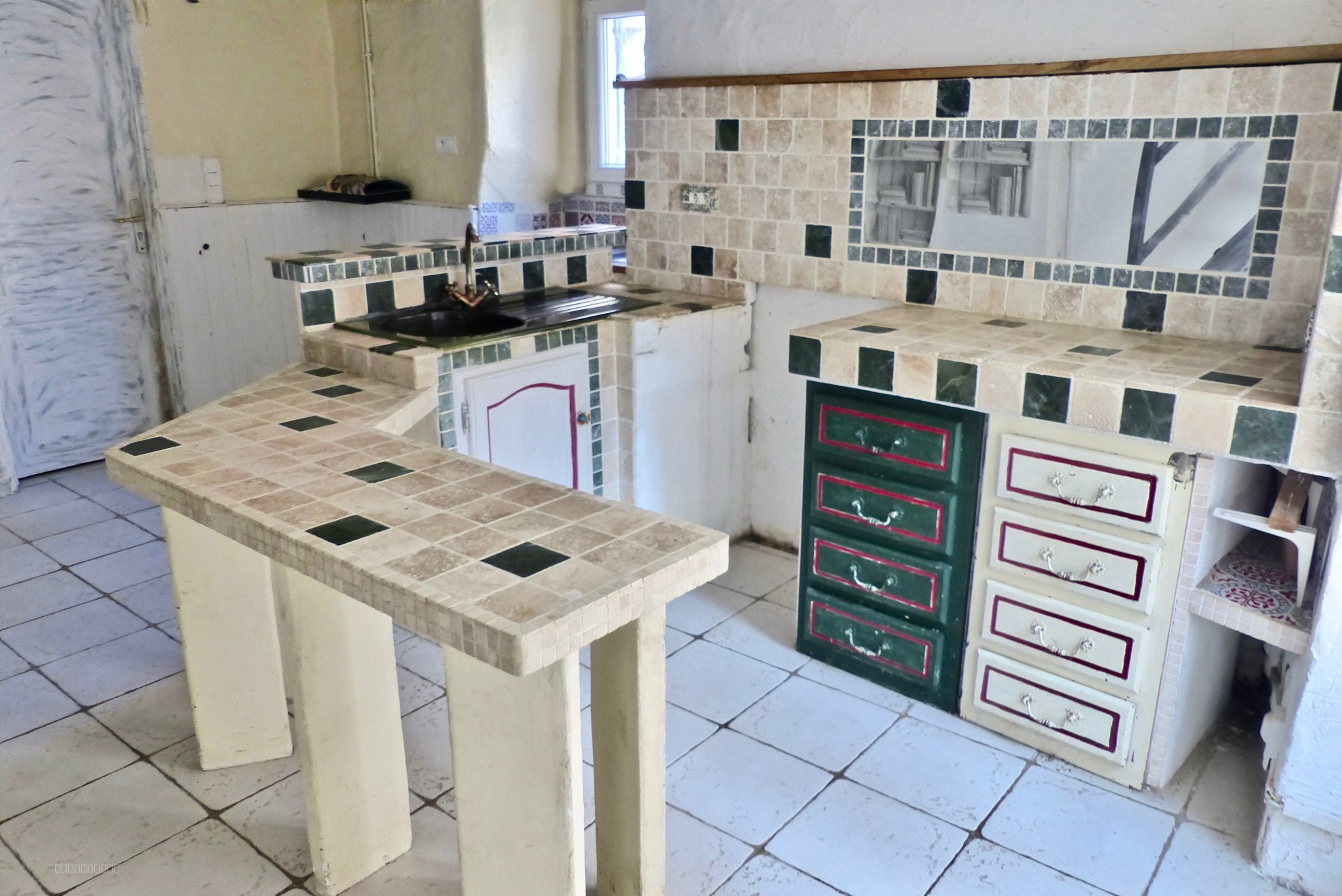 Maison de charme T3 au centre du village — photo 8