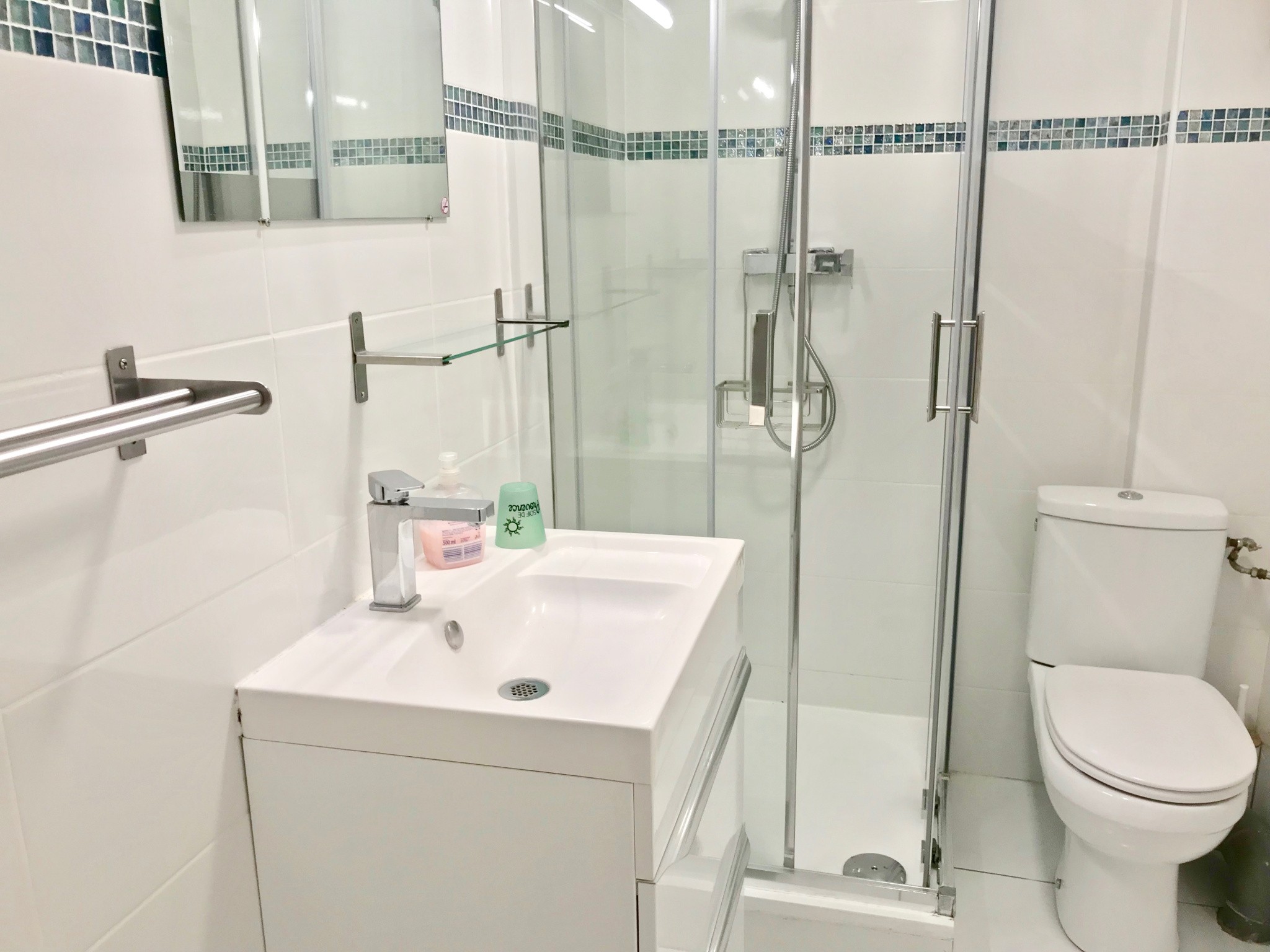 Villa rénovée divisée en 4 appartements à La Ciotat 50 m de la mer — photo 20